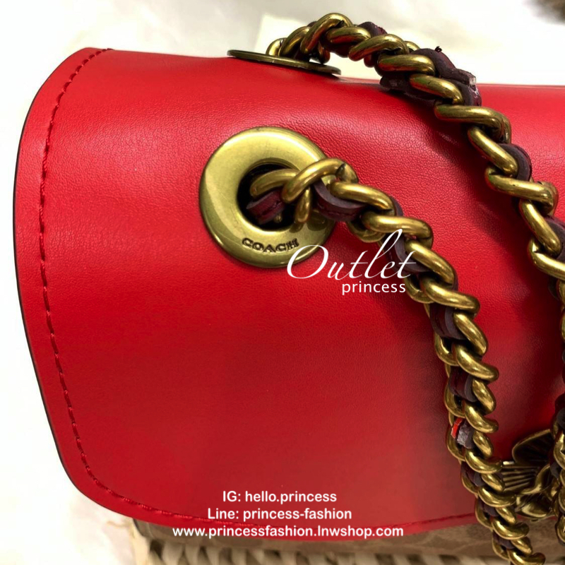 COACH PARKER SIGNATURE SHOULDER BAG กระเป๋าสะพายข้าง/ crossbody หนังแกะแท้ น้ำหนักเบา สวยหรู เปิดปิดกระเป๋าแบบหมุนล็อค อะไหล่รูปเป็นดอกคามิเลีย ภายในกระเป๋ากว้าง แบ่ง 2 ช่องหลัก ช่องซิปคั่นกลางเป็นสัดส่วน ใส่ wallet ยาว ของส่วนตัวใช้ได้ บุหนังกลับผสมกำมะห