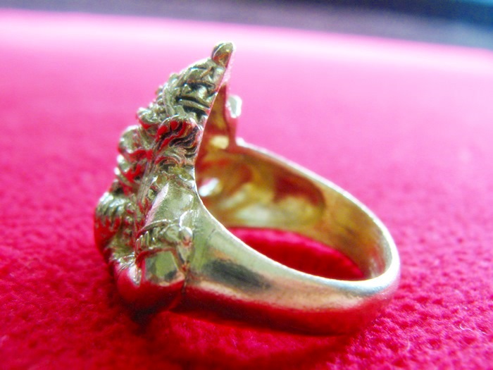 สินค้าหมดค่ะ แหวนเทพพระราหูอมจันทร์ทองเหลือง(แก้ปีชง)พร้อมใบคาถาค่ะ