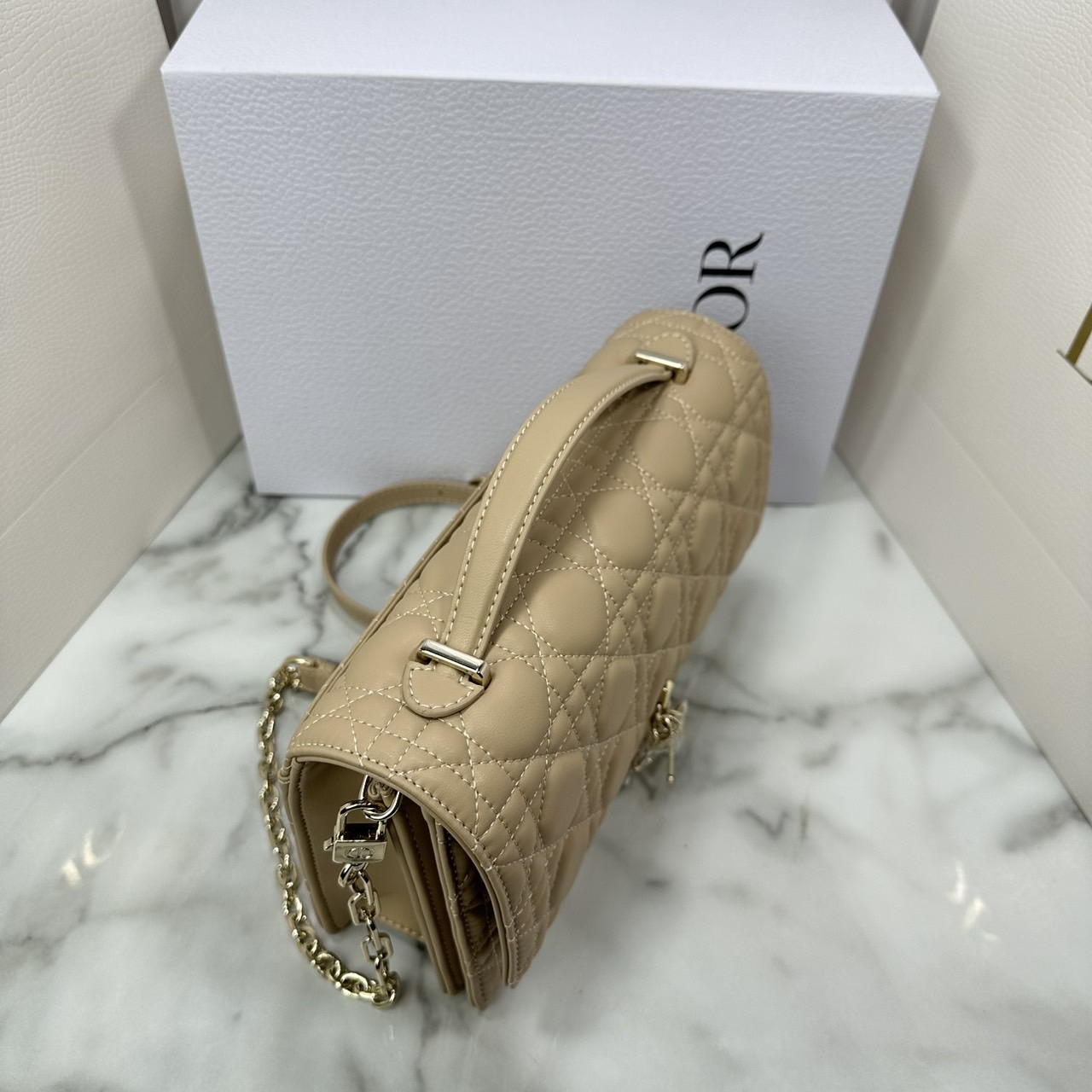 ORI หนังแท้ | My Dior Top Handle / Dior Clutch Bag กระเป๋าสะพายทรงคลัชทันสมัย หรูหราสง่างาม จะถือหรือสะพายก็ดูดีมีระดับ