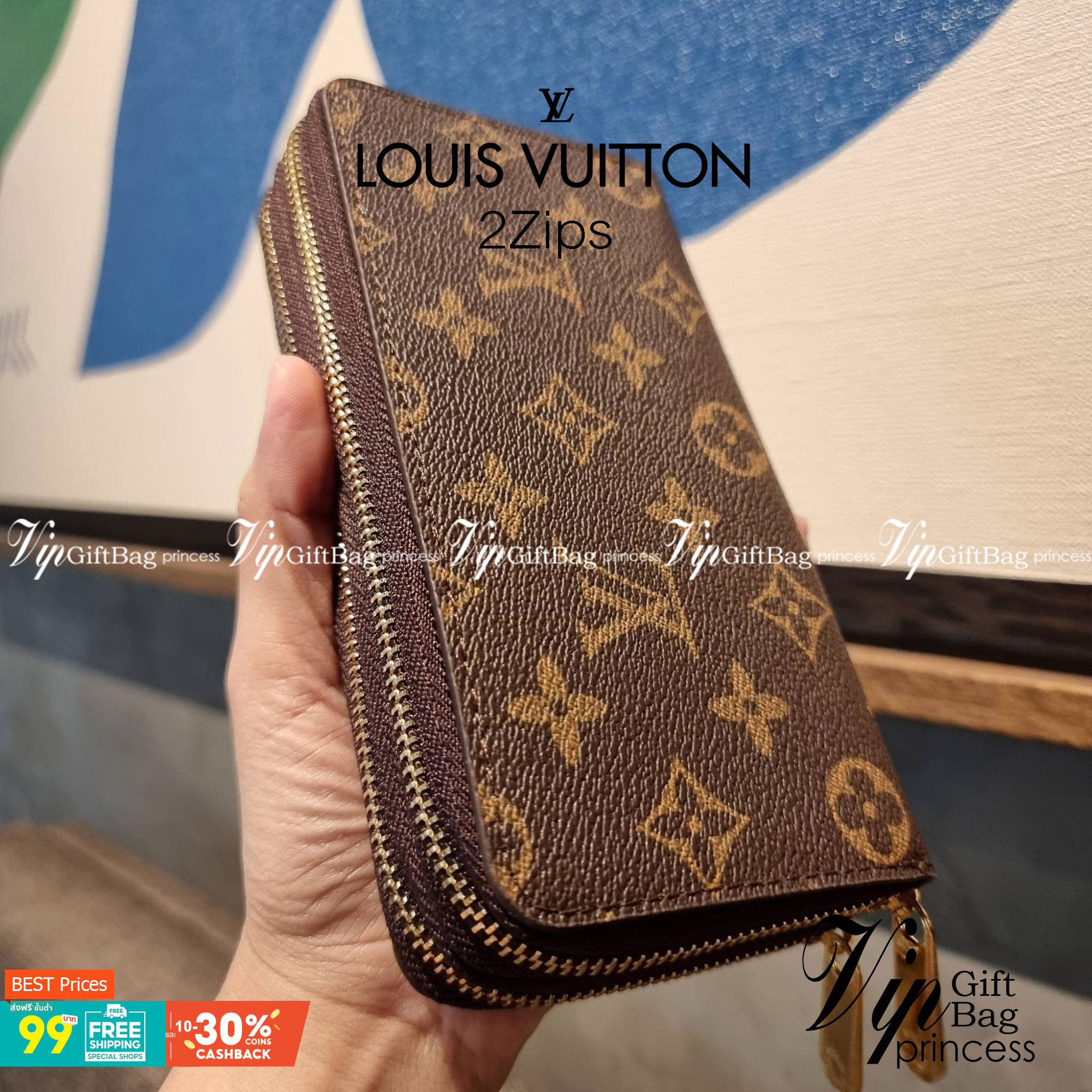 2ซิปก็ต้องมาแล้วแหละ!! IN STOCK แล้ว!! ด่วน!! เตือนแล้วน้า!!! LV long wallet ไอเท็มสุดฮิต ติดทุกกระแส แรงไม่เคยตก รุ่น unisex ที่จะหนุ่มๆสาวๆ ก็เลิฟได้หมด!! ใบยาวขนาดกำลังเหมาะมือ รอบนี้คือดี คุ้ม เพราะมาสองซิป ใส่กันแบบเน้นๆ เงินตุงกระเป๋ารับทรัพย์!! ถือ