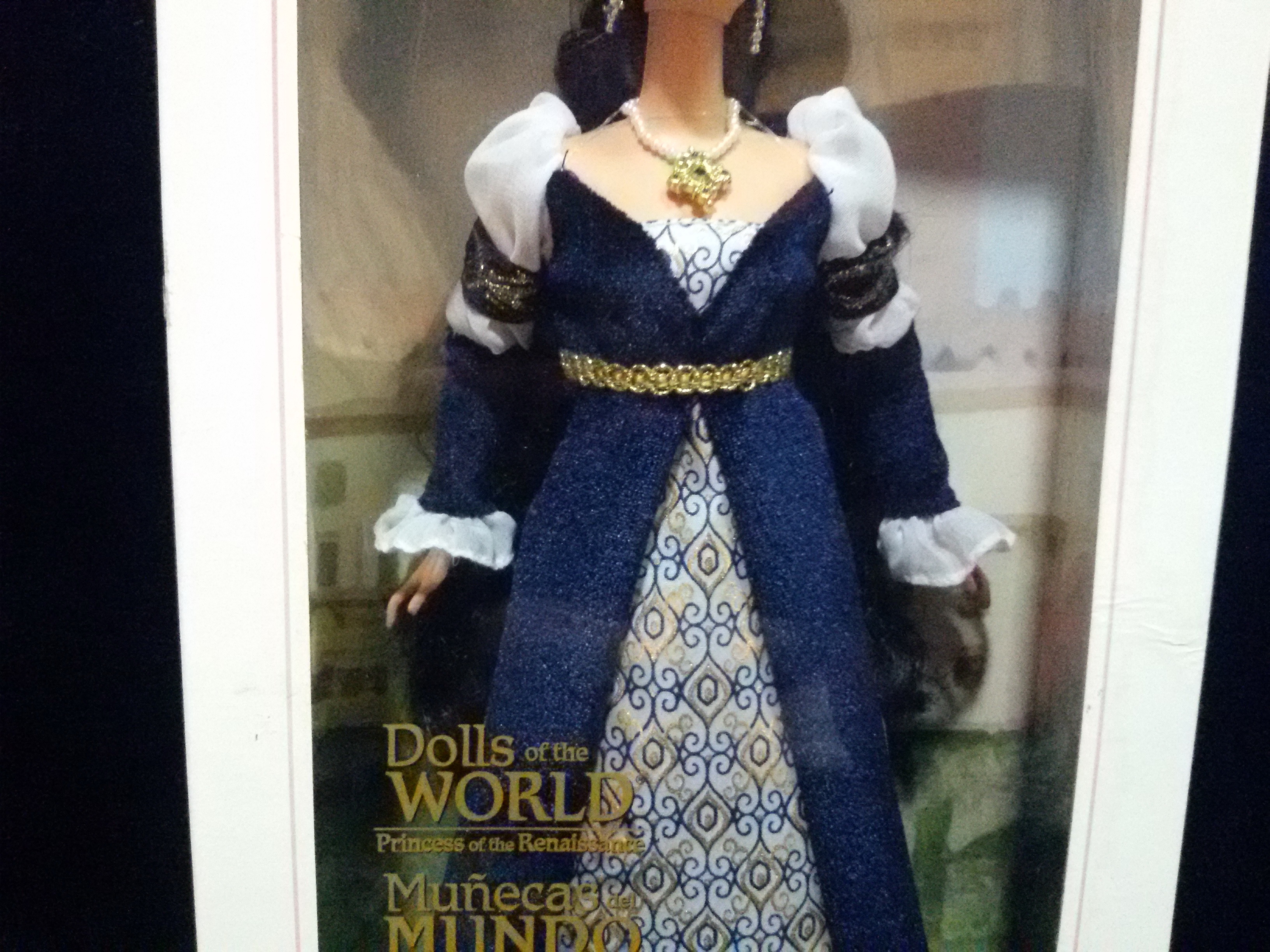 Dolls of the World: Princess of the Renaissance Barbie ตุ๊กตาบาร์บี้แท้มือหนึ่งค่ะ