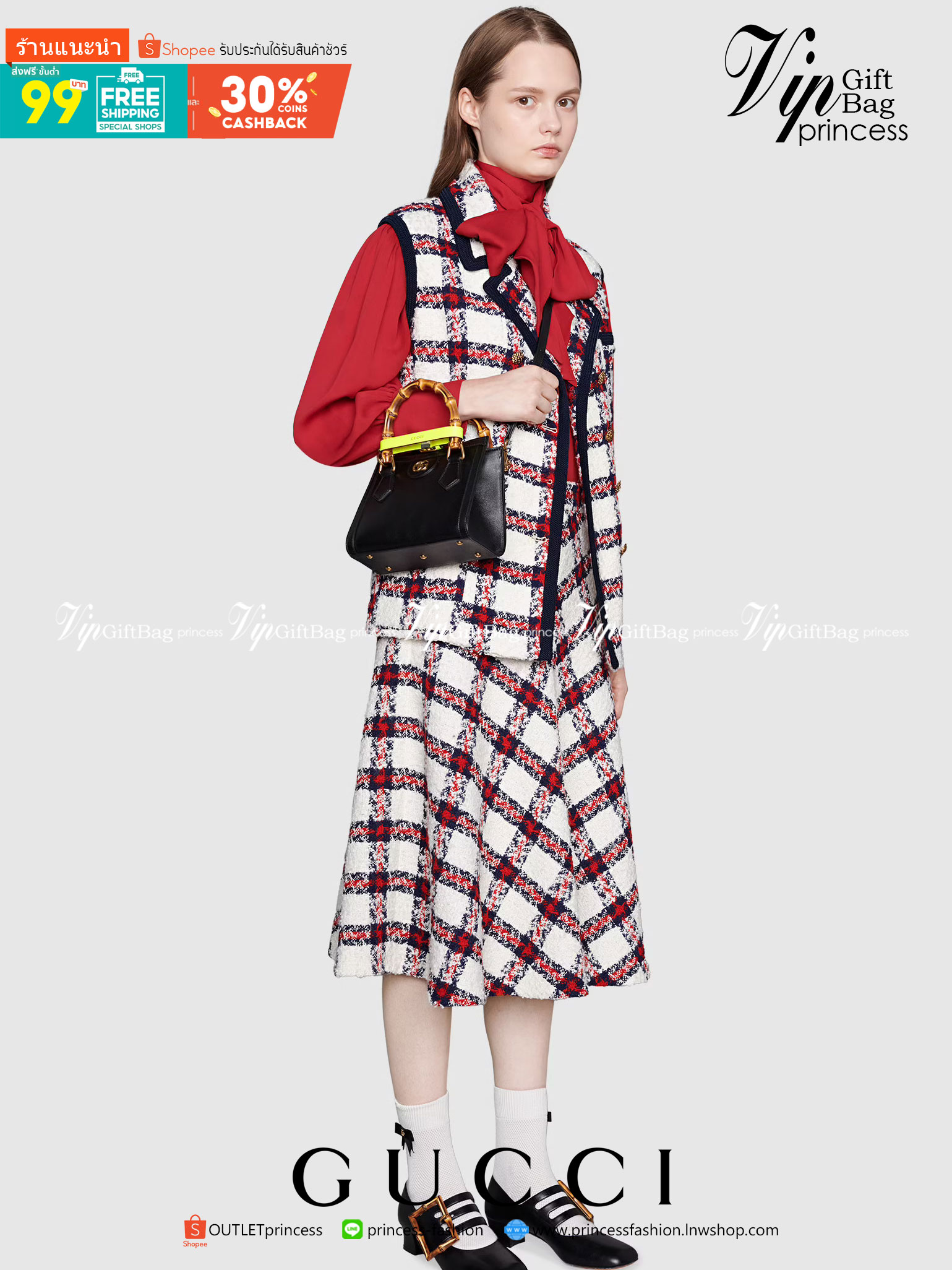 VIP GIFT 】หนังแท้ GUCCI Diana mini tote bag กระเป๋างานหูไม้ไผ่สุดคลาสสิก ดีไซน์มาใหม่พร้อมเข็ดขัดหนังสีสะท้อนแสงประดับตรงหูกระเป๋า ขนาดมินิกำลังน่ารักเลยค่ะ วัสดุหนังแท้ อะไหล่ทอง งานสวยตั้งอยู่ทรง มีสายสะพายยาว 1เส้น สามารถปรับระดับได้-ถอดได้ งานเก๋ไก๋ที