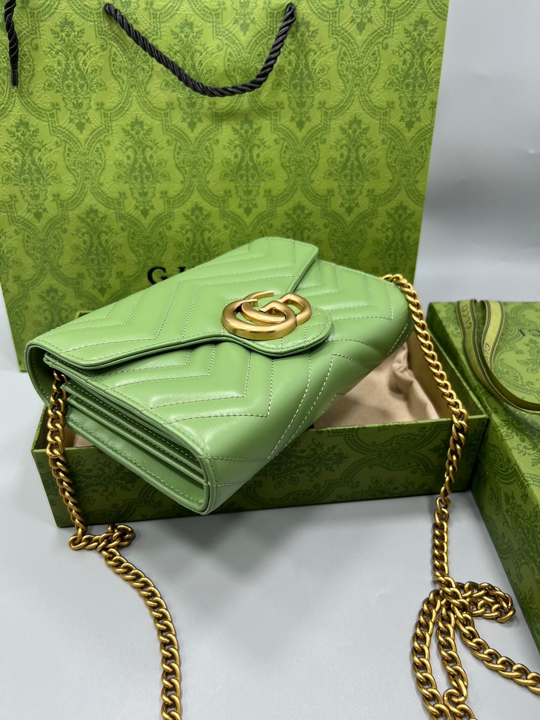 GUCCI GG Marmont Chain Wallet Matelasse Mini Soft Leather / GUCCI WOC เกรดออรินอล งานหนังสวยมากค่ะ ละมุนที่สุด ใส่บัตร ใส่แบงค์ได้ รับรองว่าจะเป็นกระเป๋าที่จะหยิบใช้งานได้บ่อยๆ รับประกันความสวยปังค่าาา