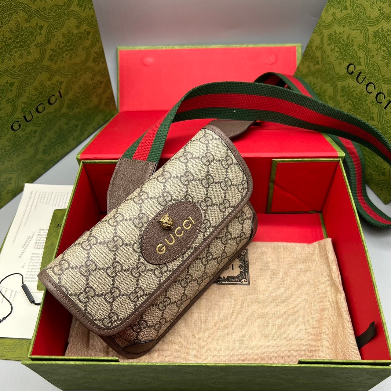 GUCCI Neo Vintage GG Supreme belt bag / Gucci Belt bag เกรดใช้งานสลับของแท้ เกรดออริจินอล ใช้ได้ทั้งชายหญิง งาน unisex ผลัดกันใช้ ^-^ ก็ได้ งานสวยตามรูป สินค้าขายดี ภาพสินค้าถ่ายจากงานขายจริง ใช้งานต่างประเทศได้