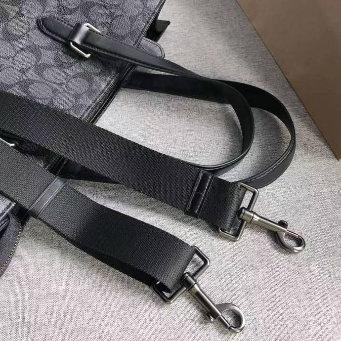 COACH GRAHAM STRUCTURED TOTE IN SIGNATURE CANVAS WITH VARSITY STRIPE C3232