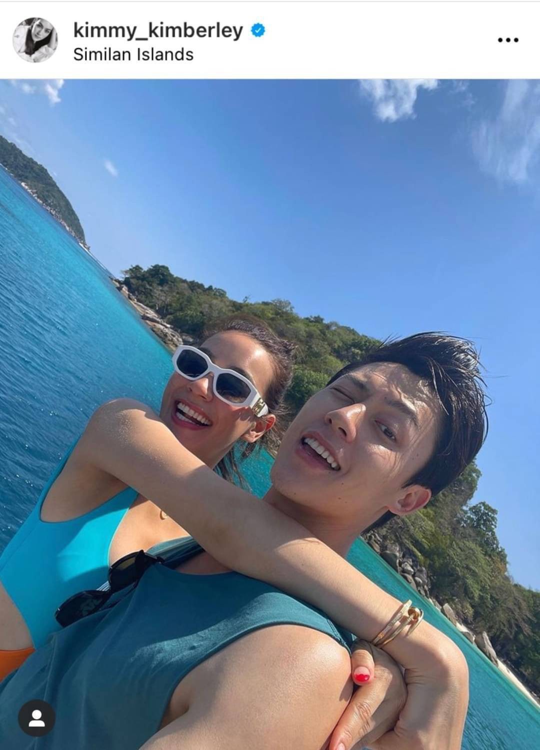 Cartier Love Bracelet Small Model กำไลข้อมือคาเทียร์ เกรดเทพออริจินิล ปั้มทุกจุด มีเลขปั้มด้านในวงครบ วัสดุคุณภาพดี ไม่ลอกไม่ดำ พร้อมกล่องหนาตามแบบปั้มลายแบรนด์ ภาพสินค้าถ่ายจากงานขายจริง ใช้งานต่างประเทศได้