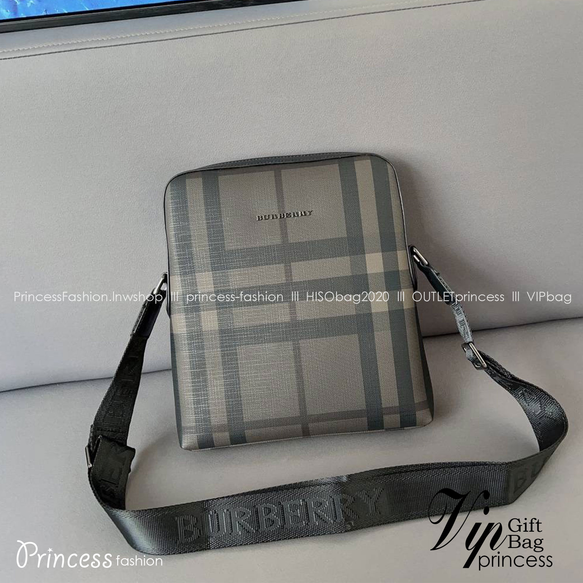 Burberry New Men's Casual Messenger Bag Printed Shoulder Bag / BURBERRY CROSSBODY VINTAGE BAG 2022 พร้อมเป็นของขวัญ มอบให้คุณผู้ชายแล้วค่ะ วัสดุหนังโทนสีสุภาพ คลาสสิก