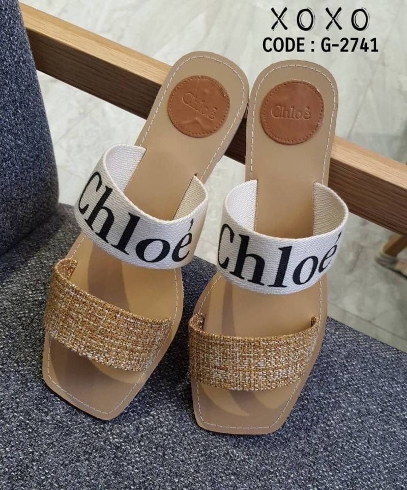 CHLOÉ LOGO SLIDE SANDEL แตะชิค ใส่สบาย วัสดุผ้าสกีนแบรนด์ งานสวย ใส่สบาย น้ำหนักเบา
