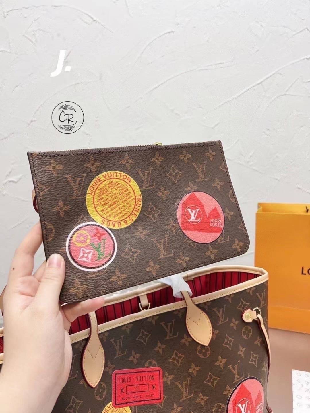 LV Neverfull Monogram Bag / LV Shopping Bag 14" กระเป๋าสะพายใบใหญ่จุใจ หนังลายโมโนแกรม ทรง tote มาใหม่ มาพร้อมกระเป๋าใบเล็ก งานปั้มแบรนด์ทุกจุด สกรีนลายชัดเจน สีสวย ภาพถ่ายจากงานขายจริง ใช้งานต่างประเทศได้