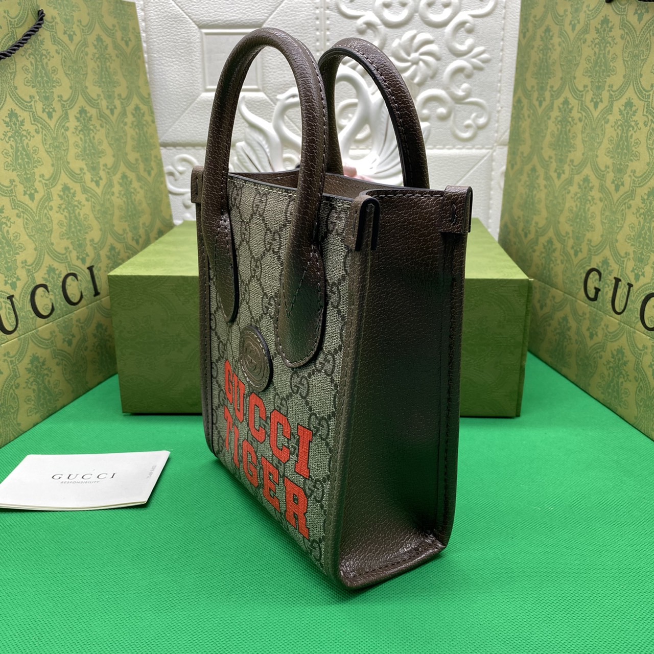 หนังแท้ Gucci Tiger GG mini tote bag พร้อมส่งที่ไทย