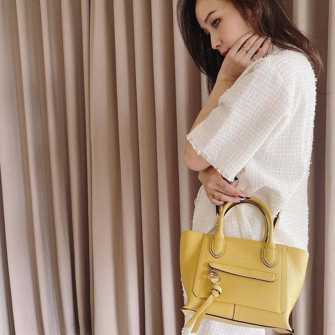 ของแท้ 💯% LONGCHAMP MINI MAILBOX TOP HANDLE BAG กระเป๋าถือ/Crossbody รุ่นหายาก!! รุ่นใหม่ล่าสุด ดีไซน์ด้วยเส้นด้ายที่ดูโฉบเฉี่ยว และ รูปทรงสี่เหลี่ยมคางหมู ทรงสวยโดดเด่น เป็นเอกลักษณ์ของผู้หญิง Longchamp วัสดุ Polyamide & Leather หนังแท้