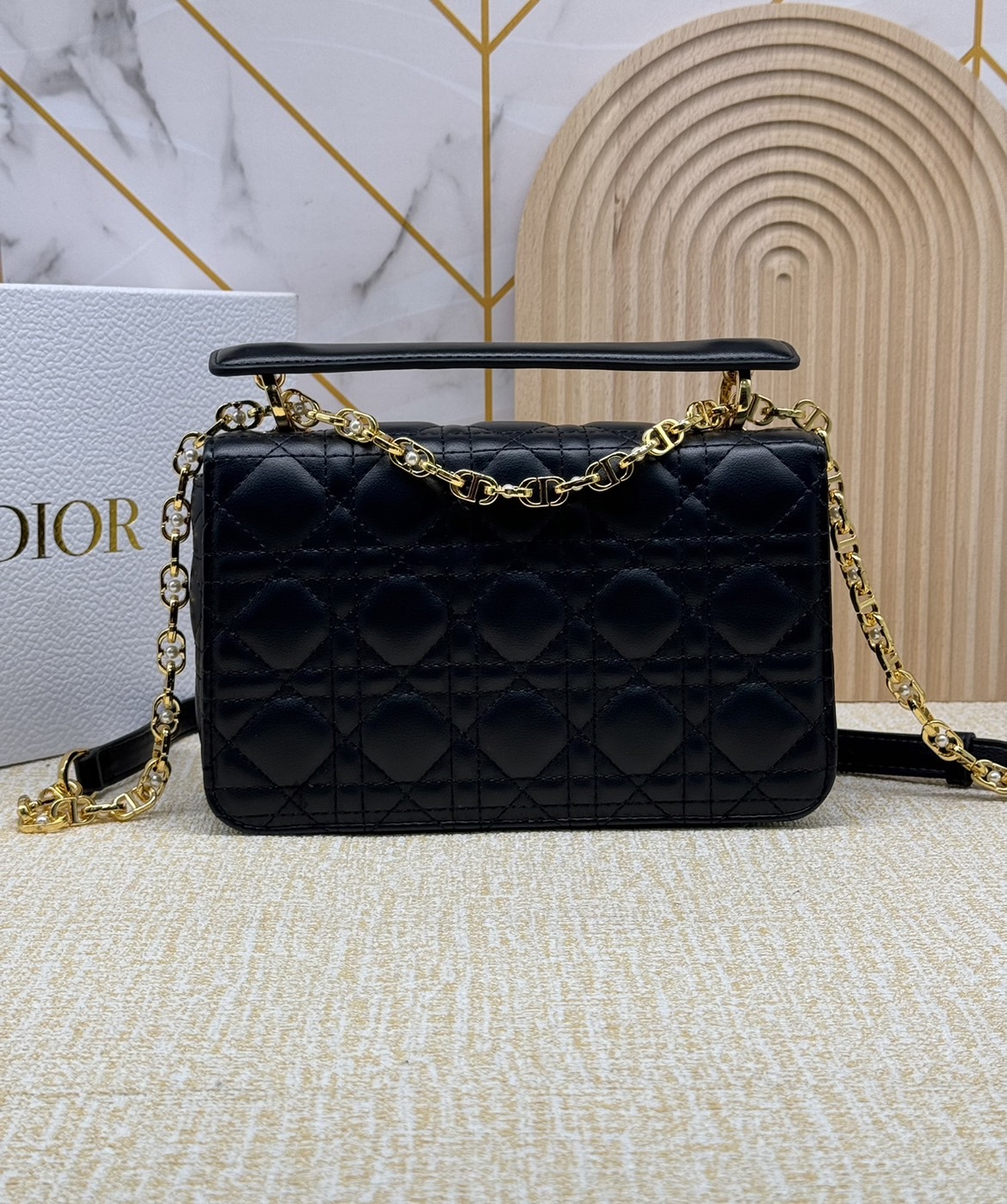SMALL DIOR JOLIE TOP HANDLE BAG กระเป๋าสะพายดิ-ออร์ รุ่นใหม่ งานหนังสวย เกรดออริจินอล สลับแท้ ใช้งานต่างประเทศได้ งานสวยตามรูป ภาพถ่ายจากงานขายจริง