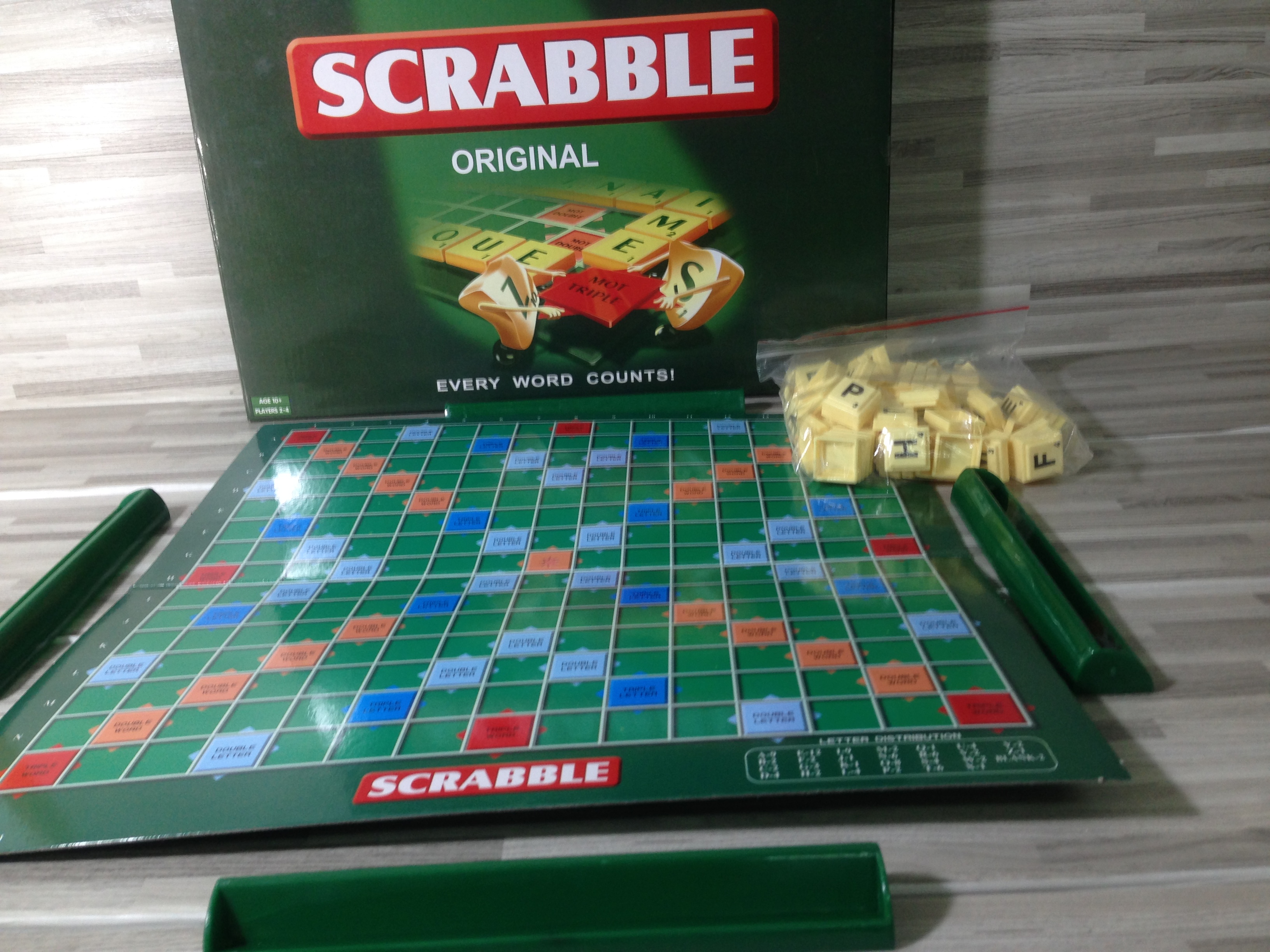 สแครบเบิ้ลเกมต่อคำศัพท์ภาษาอังกฤษไซส์ใหญ่ (Scrable)