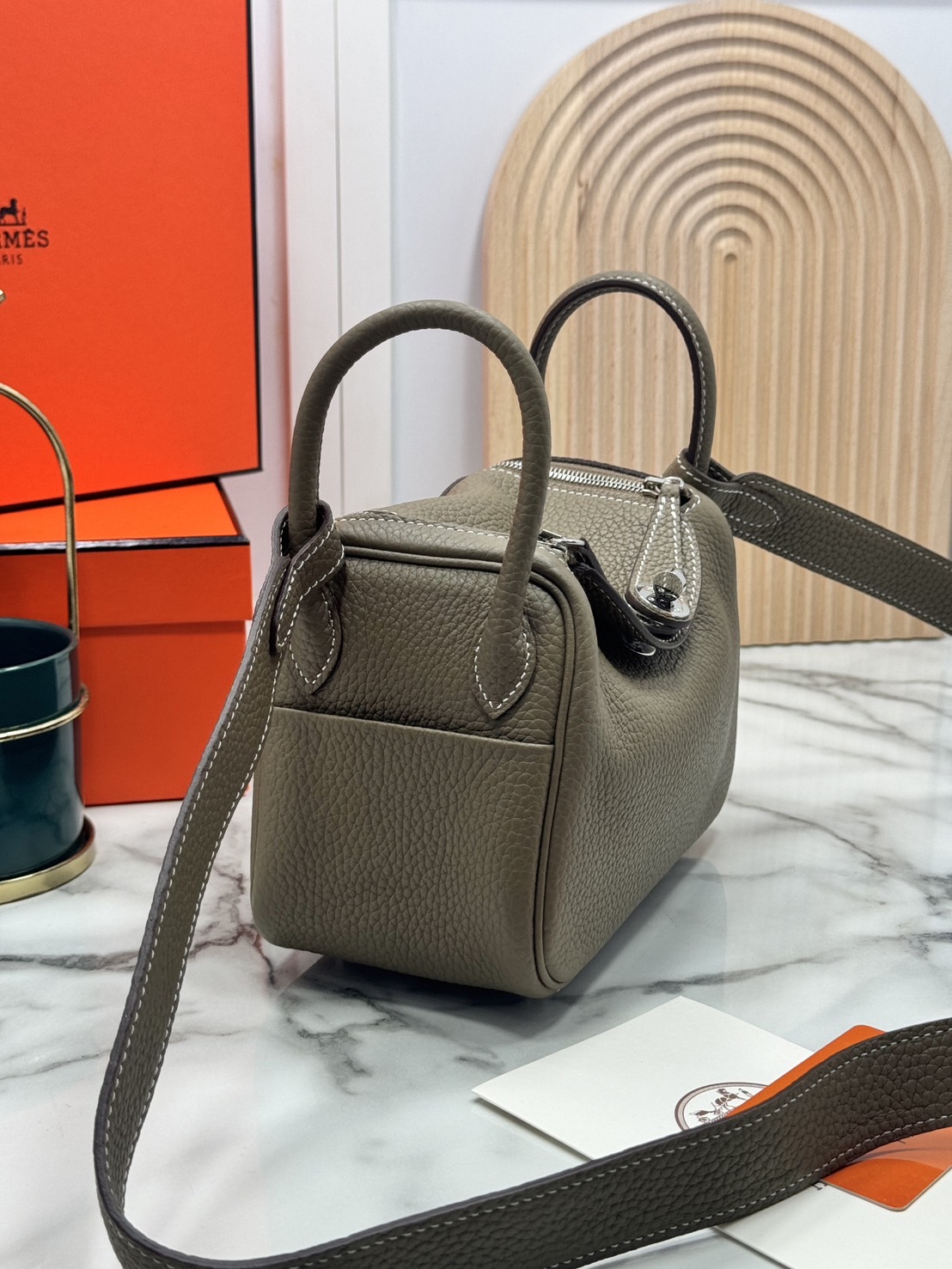 ORI หนังแท้ | HERMES lindy 19cm กระเป๋าสะพาย นิยามความหรูหราระดับมาสเตอร์พีช 🤍 สินค้าเกรดออริจินอล หนังแท้