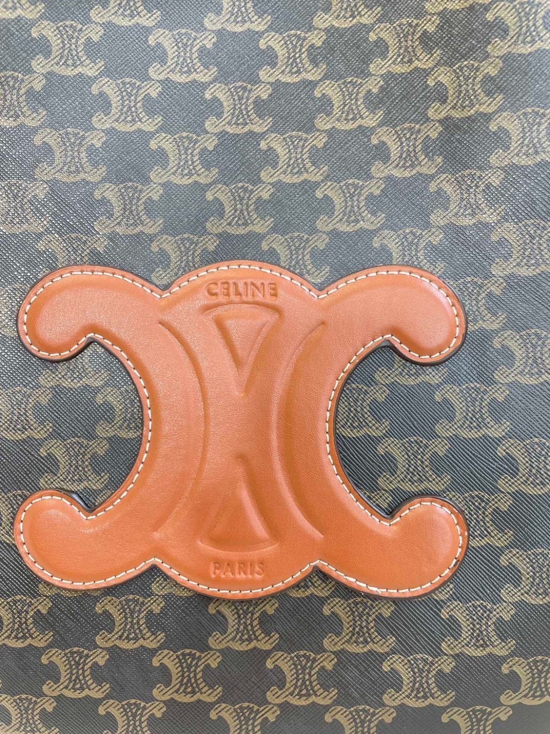 ELINE MEDIUM CABAS ANAÏS CUIR TRIOMPHE in Grained / Celine Tote Bag กระเป๋าสะพายทรงโท้ท ใบใหญ่จะสัมภาระได้เยอะ สวยคลาสสิค เกรดออริ 1:1