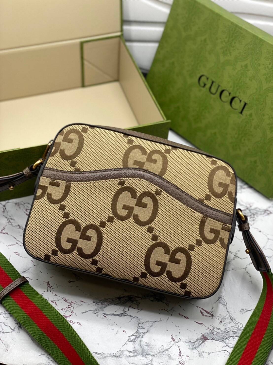 หนังแท้ 】GUCCI jumbo GG shoulder bag 26cm พร้อมส่งที่ไทย เกรดออริจินอล ลายใหม่ Jumbo Double G ครอสบอดี้หรือสะพายไหล่ก็ได้ทุกลุค ภาพสินค้าถ่ายจากงานขายจริง ใช้งานต่างประเทศได้