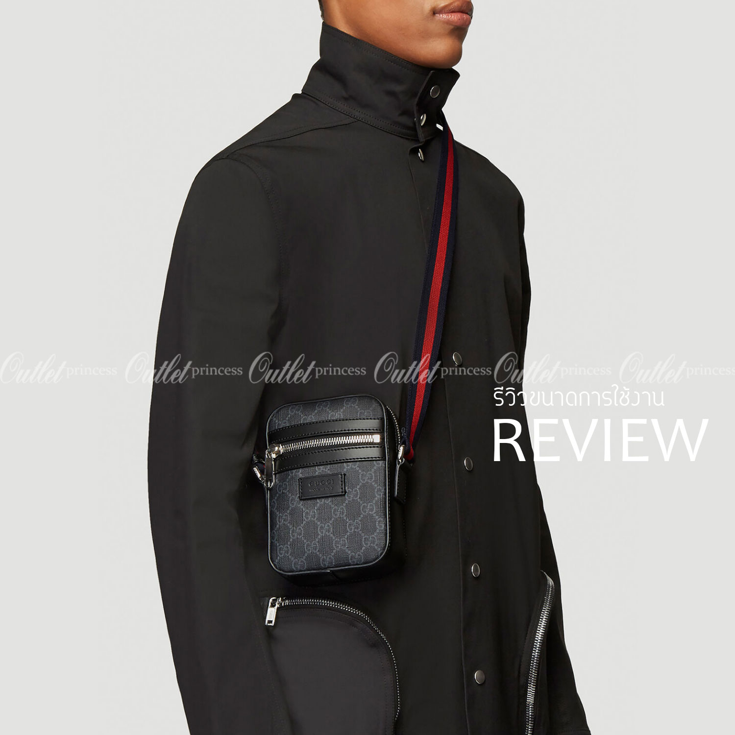 VIP GIFT 】หนังแท้ GUCCI GG Black messenger Crossbody ขนาดเล็ก ทรงแนวตั้ง มีช่องให้ใส่ของได้อยู่ 2 ช่อง เป็นซิบรูดเปิดปิดด้านบน และด้านหน้า โดดเด่นด้วยลวดลายกระเป๋าที่ ใช้ตัวโลโก้ของ GUCCI มาทำเป็นแพทเทิร์น ซึ่งกระเป๋าแต่ละใบอาจมีตำแหน่งที่แตกต่างกัน แปะตั