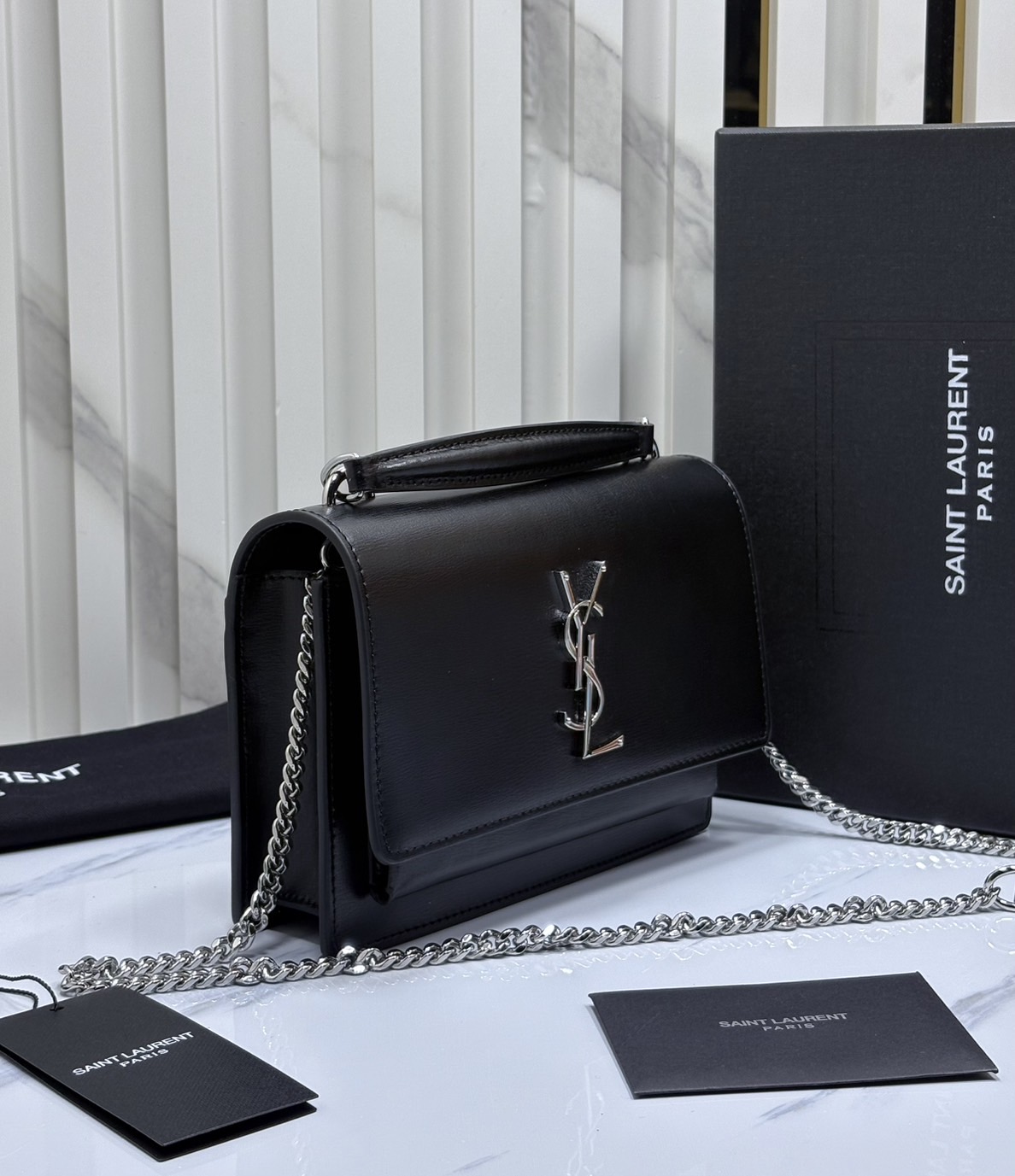 ORI หนังแท้ | YSL Sunset medium in smooth leather กระเป๋าสะพายข้างดีไซน์เรียบหรู โลโก้สวยโดดเด่น ไอเท็มขึ้นแท่น the best seller!!