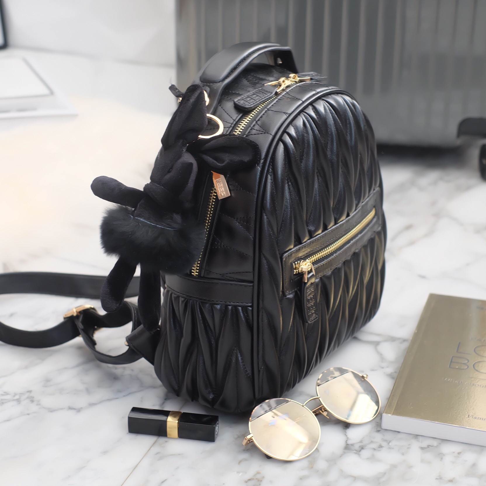 ฮิต!! จนต้อง ทำสีเพิ่ม 🌈🌈 KEEP ' Paris ' backpack 🎒👟 เป้ หนังแกะแท้ ระดับตำนาน ที่ครองใจสาวๆ เป็นอันดับหนึ่ง งานดี งานคุ้ม ต้องใบนี้เลย =>> กระเป๋า หนังแกะแท้เนื้อดี งาน handmade เย็บแบบฝีมือต่อฝีมือ เพิ่อให