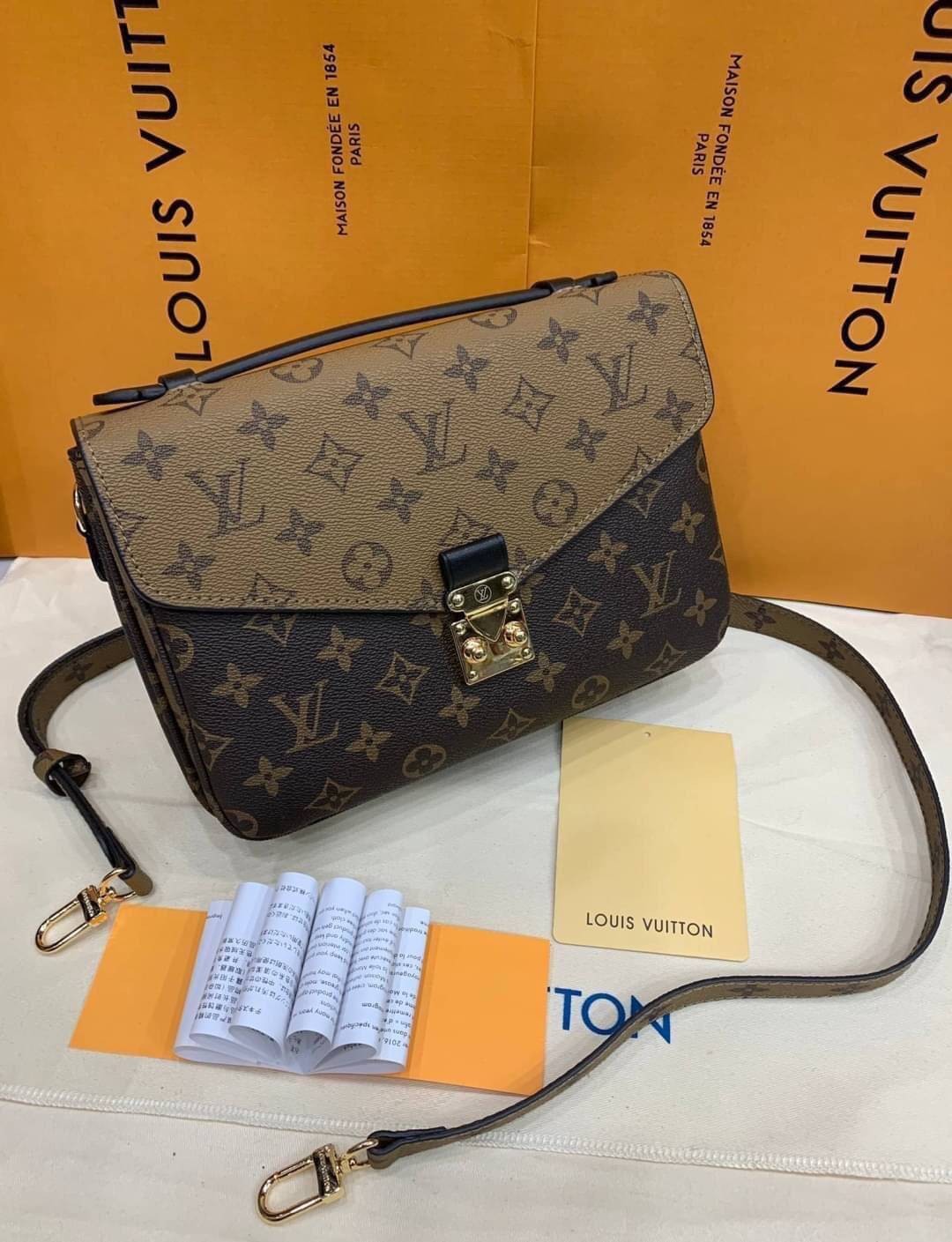 หนังแท้ LOUIS VUITTON POCHETTE MÉTIS พร้อมส่งที่ไทย 2Colors MONOGRAM REVERSE