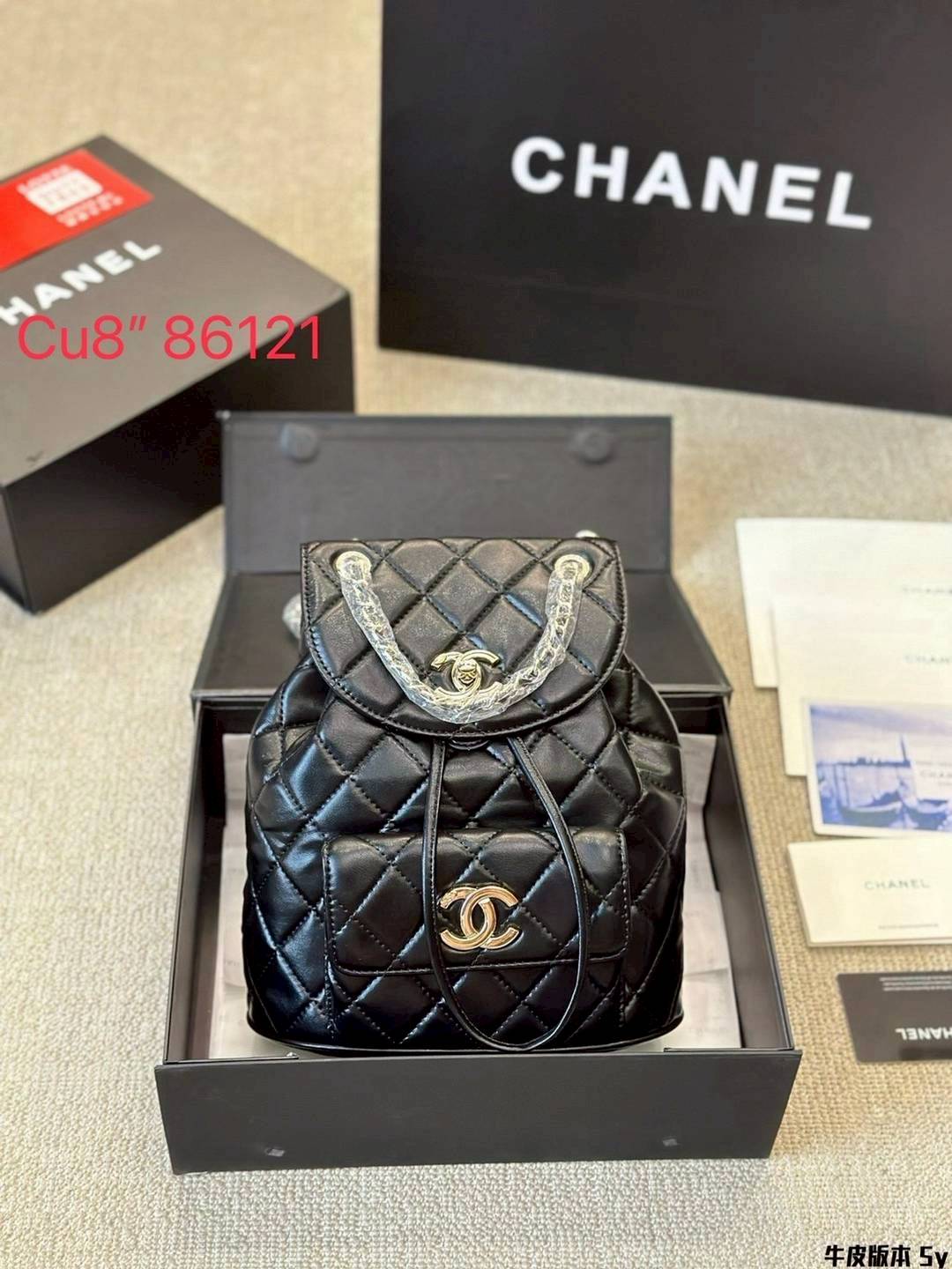 Chanel Duma Backpack กระเป๋าเป้ ไซส์น่ารัก สีพาสเทลสุดคิ้ว รูปทรงทันสมัยหนังเรียบสัมผัสนิ่ม ดีเทลความสวยมากมาย