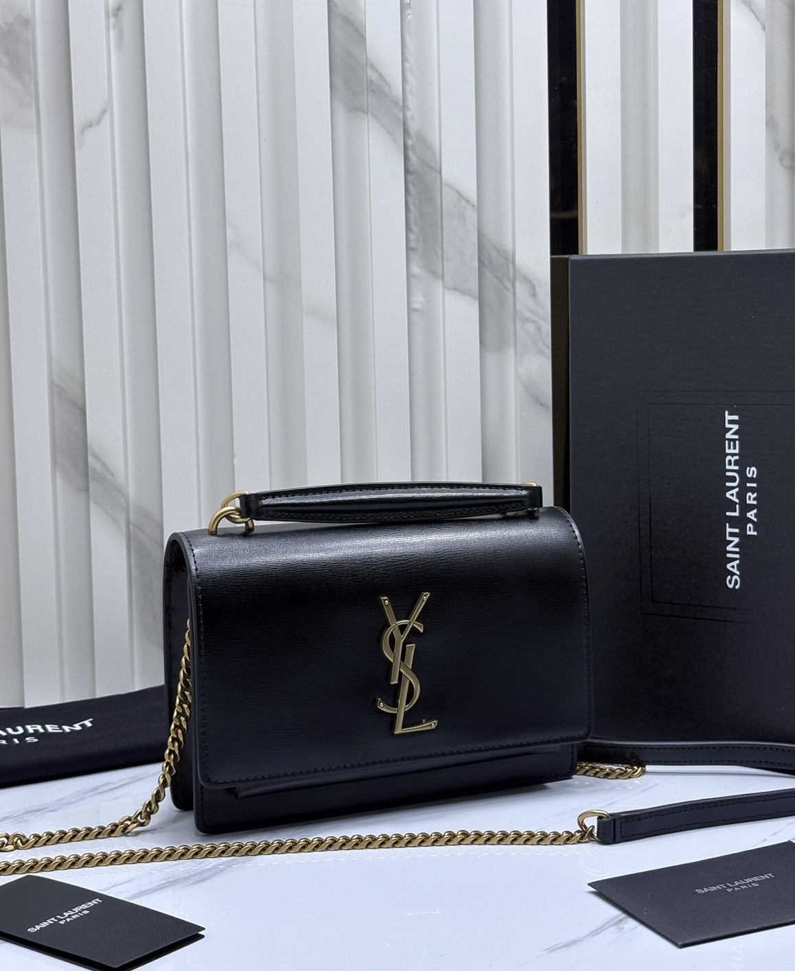ORI หนังแท้ | YSL Sunset medium in smooth leather กระเป๋าสะพายข้างดีไซน์เรียบหรู โลโก้สวยโดดเด่น ไอเท็มขึ้นแท่น the best seller!!