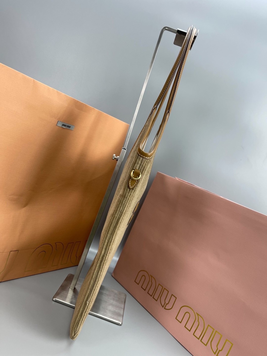 MIU MIU IVY canvas bag / MIU MIU Tote Bag กระเป๋าถือสะพาย เกรดออริ ท็อป vip 1:1 เกรดงานปราณีตละเอียด แคนวาสแท้อย่างดี เกรดดีสุด ใช้งานต่างประเทศได้