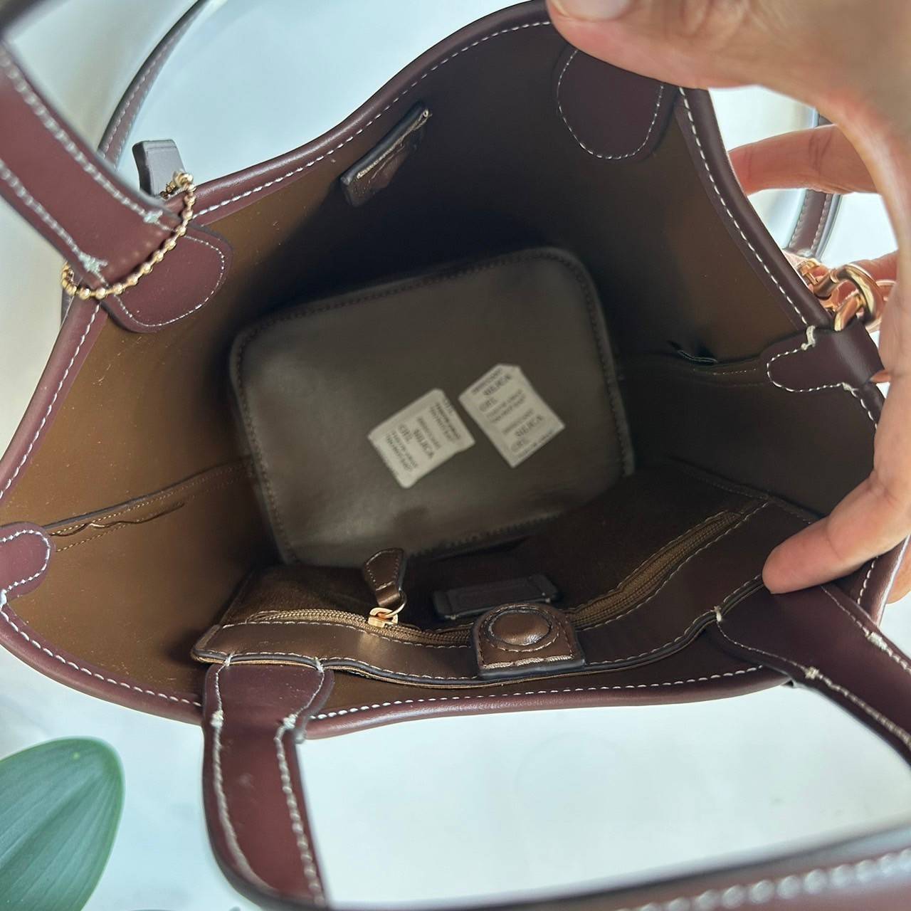 พร้อมส่ง 5 สี COACH HANNA BUCKET BAG กระเป๋าถือ/สะพายข้างทรงบักเก็ตรุ่นใหม่ดีไซน์เก๋น่ารัก เกรดท็อปออริ เกรดดีสุด สลับแท้ 1:1 ใช้ต่างประเทศได้