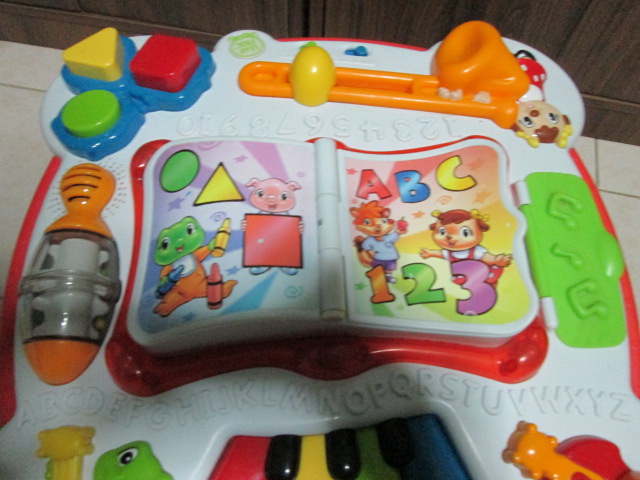 LeapFrog LeapStart Learning Table (โต๊ะกิจกรรม) ของเล่นมือสอง
