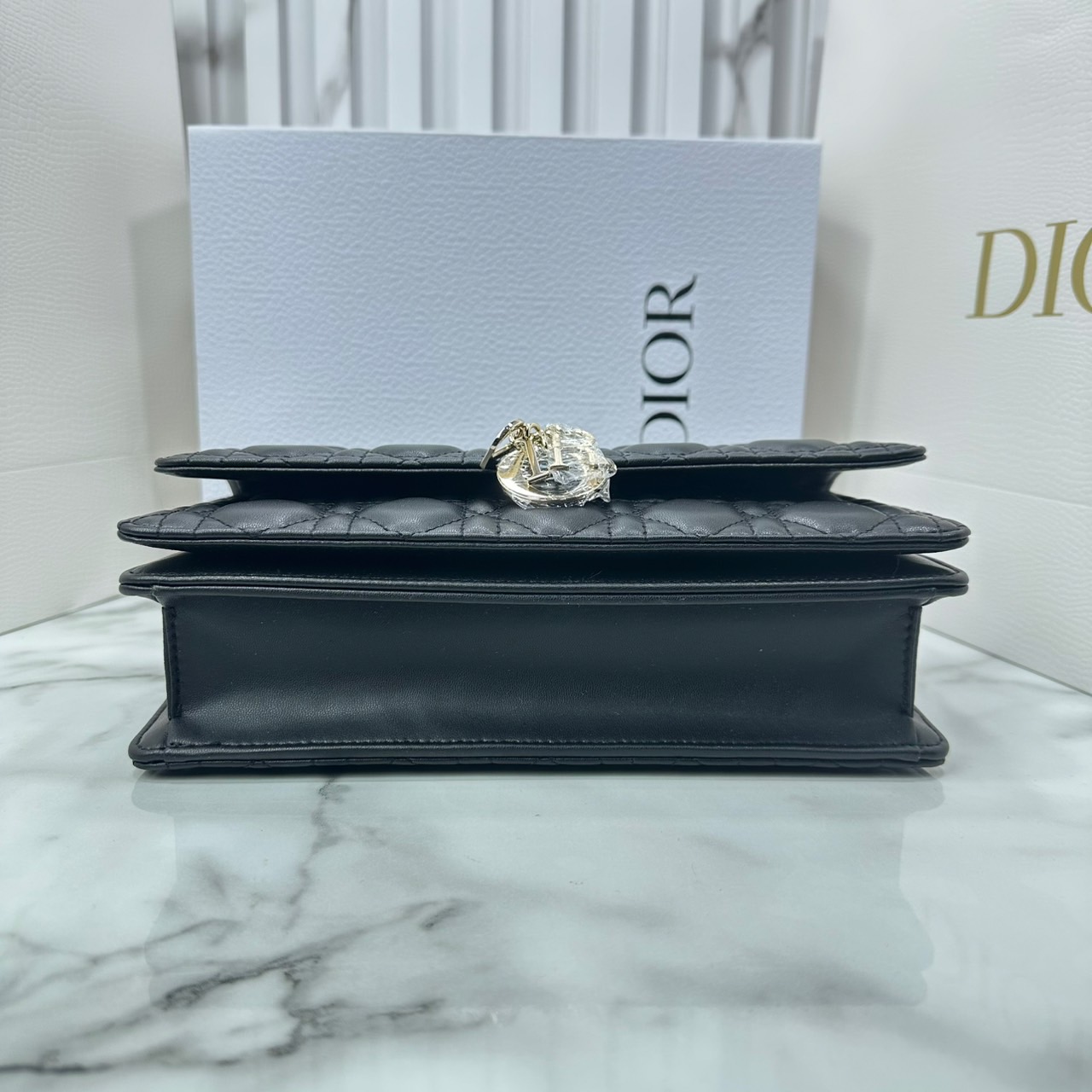 ORI หนังแท้ | My Dior Top Handle / Dior Clutch Bag กระเป๋าสะพายทรงคลัชทันสมัย หรูหราสง่างาม จะถือหรือสะพายก็ดูดีมีระดับ