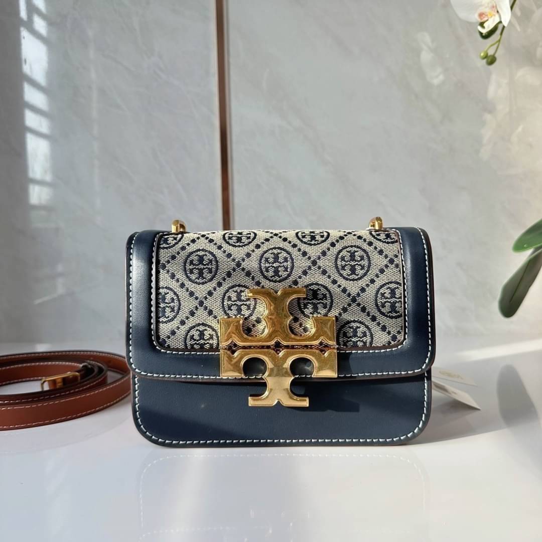TORY BURCH Eleanor T Monogram Small Convertible Shoulder Bag / Tory Burch Eleanor Classic Jacquard Bag กระเป๋าสะพายดีเทลขอบประณีต