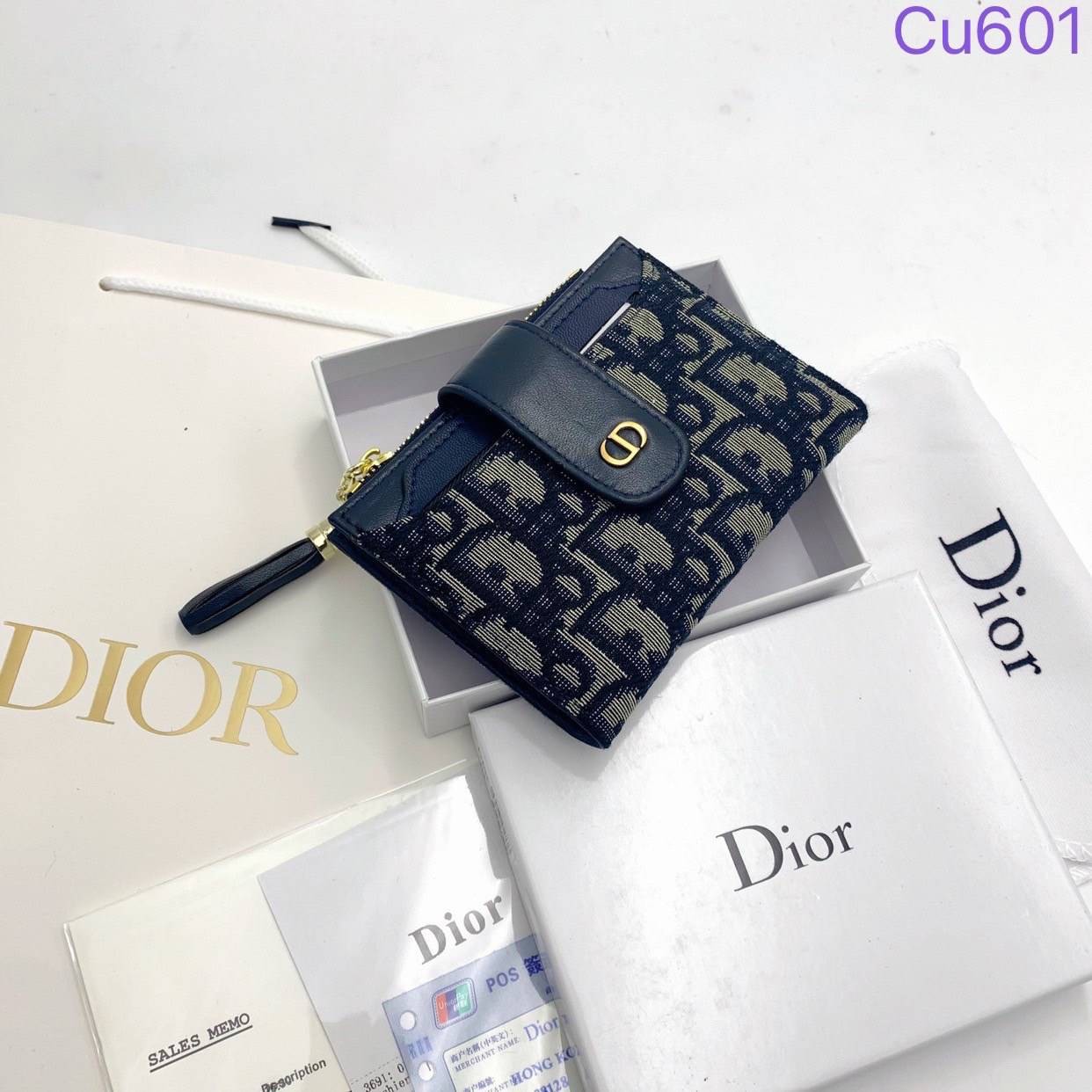 DIOR Zip Wallet jacquard leather / DIOR Card Holder กระเป๋าสตางค์ กระเป๋าใส่บัตรแบรนด์หรู งานเซ็ท 2 ชิ้น สุดคุ้ม พร้อมส่งที่ไทย ภาพสินค้าถ่ายจากงานขายจริง ใช้งานต่างประเทศได้