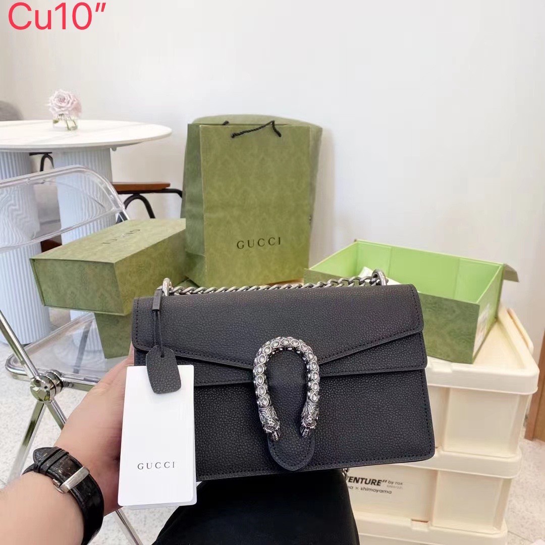 GUCCI DIONYSUS SMALL SHOULDER BAG พร้อมส่ง กระเป๋าสะพายรุ่นที่สาวๆต้องไม่พลาด!! สีดำคลาสสิก ดึงดูดและสะกดสายตาด้วยอะไหล่ดีเทลหรู