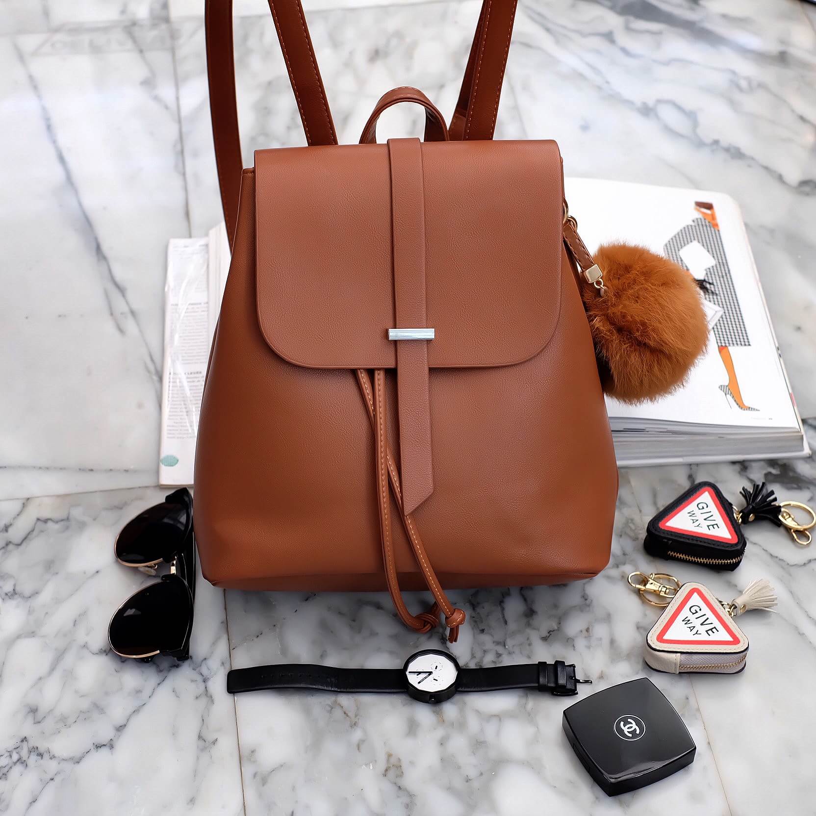 ใหม่ล่าสุด ชนช้อป เลยค่า 👍 กระเป๋าเป้!!! ทรงน่ารักมากๆๆๆ จากแบรนด์ KEEP รุ่น suprem backpack #จุดเด่นที่ >ตัวกระเป๋าทำจากหนังเนื้อดี สีmatte สวยคะ >น้ำหนักเบามาก เพียงแค่ 5 ขีดเท่านั้น >ขนาดกระเป๋ากำลังดีคะ ใส่ กปต ยาว มือถือได้ > มีช่