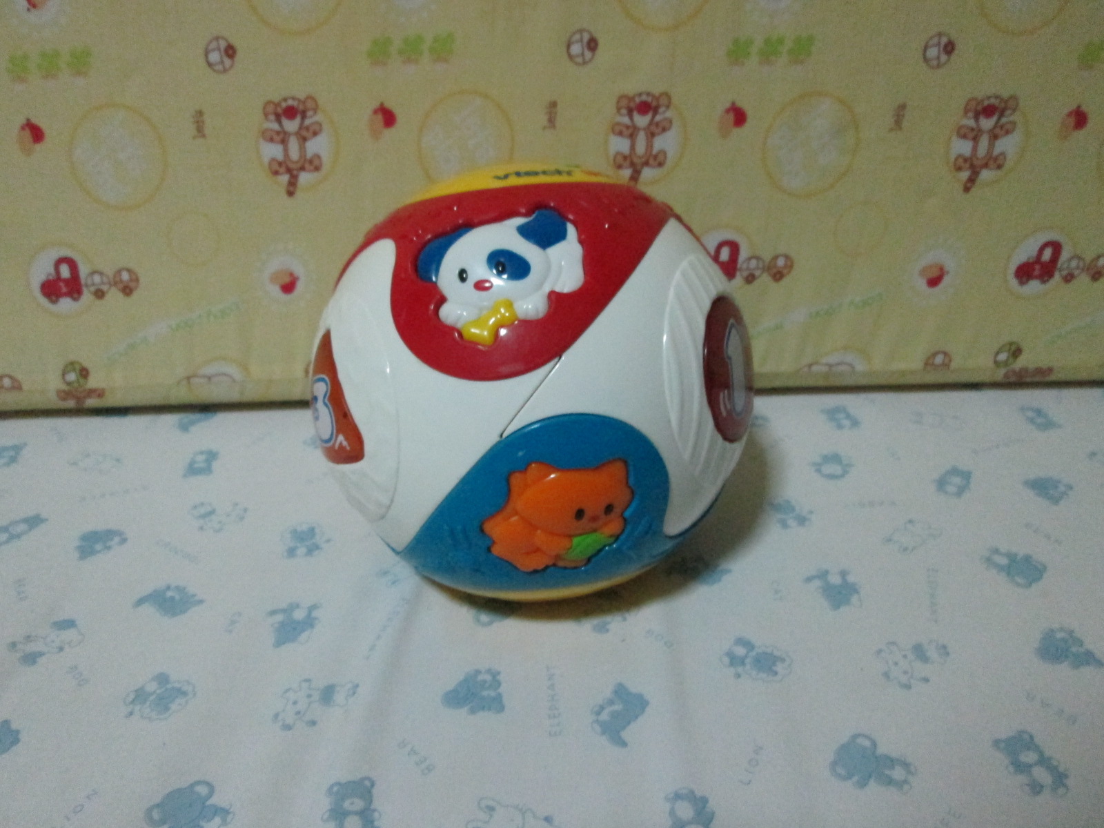 Vtech Move and Crawl Ball บอลชวนคลาน (ของเล่นมือสอง)