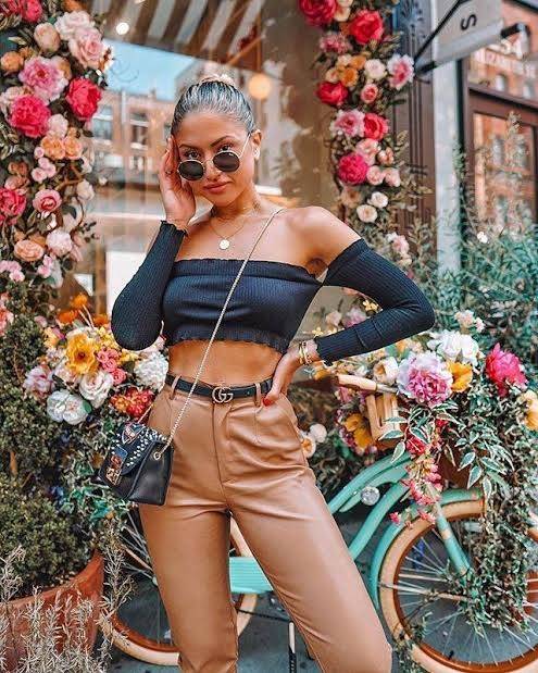 GUCCI BELT LEATER 2mm / GG belt box set เข็มขัดกุชชี่รุ่นคลาสสิค เรียบง่าย ผู้ดี เป็นซิกเนเจอร์ ด้วยดีไซน์ double buckle อะไหล่สีทองวินเทจ ทำให้ใช้งานเป็น everyday use ได้เลย พร้อมออริจินัล box ที่สุดของการคอมพลีทลุทด้วยเข็มขัดเส้นนี้เส้นเดียวได้เลย แนะนำ