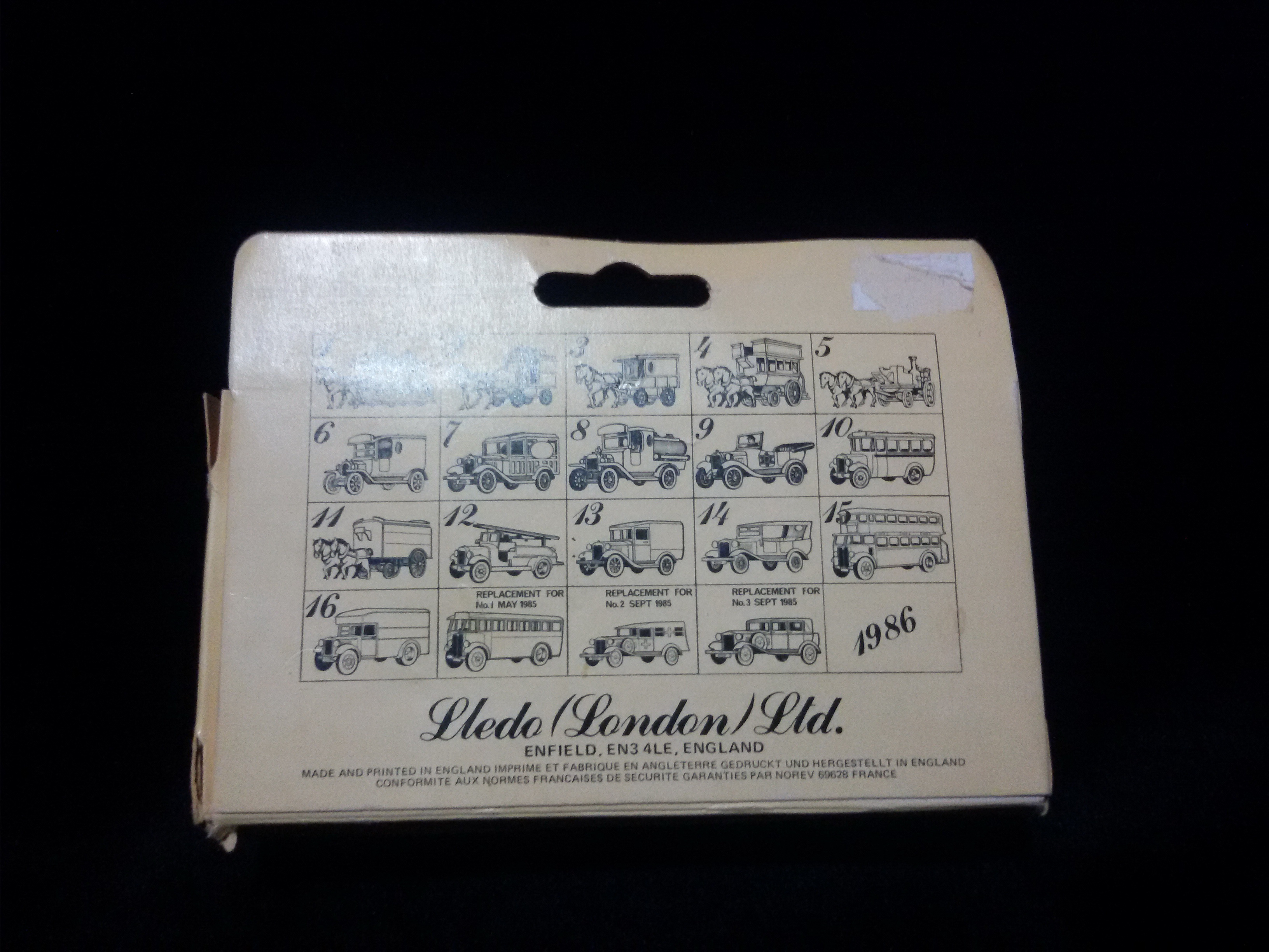 รถเหล็ก Days Gone Diecast Coca Cola Chicago Transit Bus (รถโค้ก)