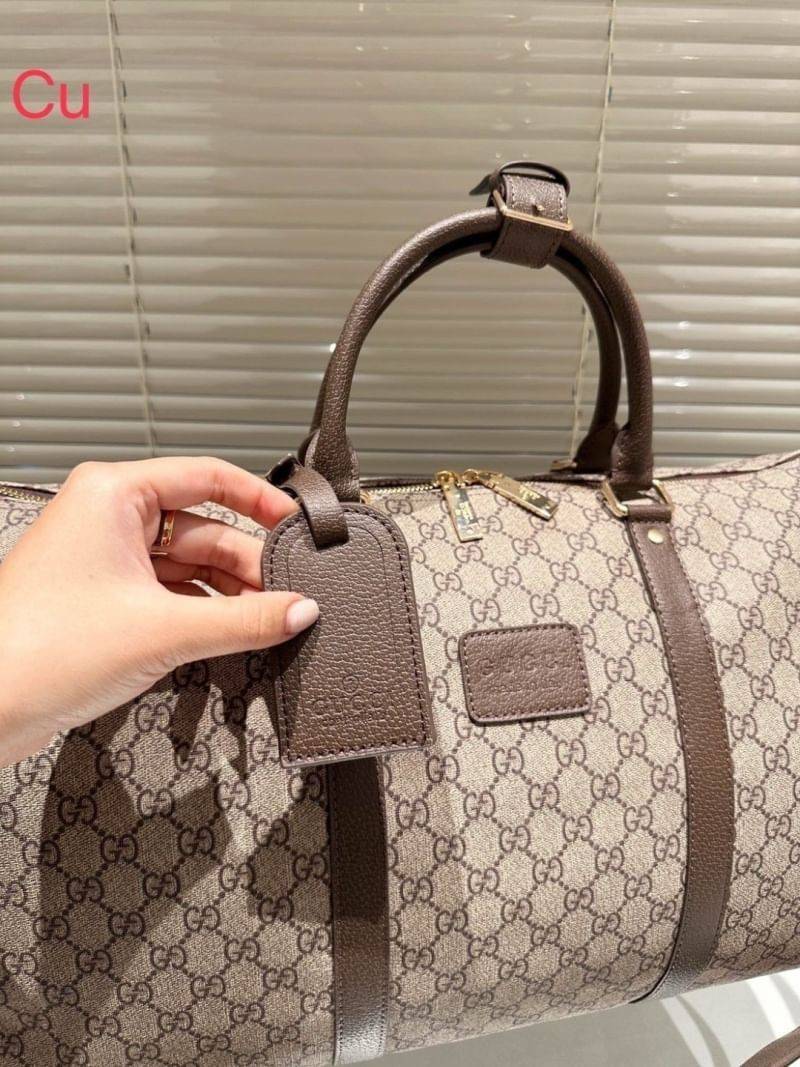 GUCCI Keepall Bag / GUCCI travel bag / GUCCI Duffle Vintage Monogram Travel Bag กระเป๋าเดินทาง เตรียมความพร้อมสำหรับทริปเที่ยวช่วงสิ้นปี!! ดีไซน์เรียบง่าย แฝงความคลาสสิค ที่ใช้ได้ทั้งชายและหญิง