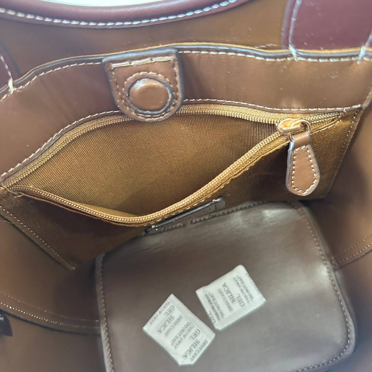 พร้อมส่ง 5 สี COACH HANNA BUCKET BAG กระเป๋าถือ/สะพายข้างทรงบักเก็ตรุ่นใหม่ดีไซน์เก๋น่ารัก เกรดท็อปออริ เกรดดีสุด สลับแท้ 1:1 ใช้ต่างประเทศได้