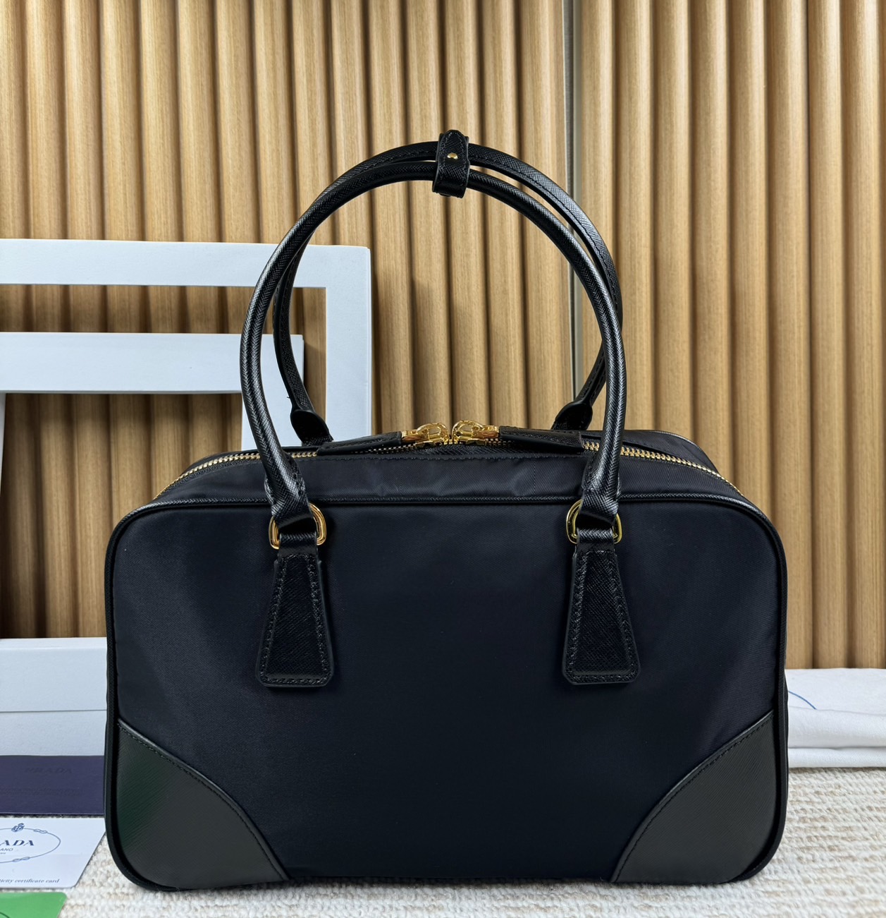 Prada Re-Edition 1978 large Re-Nylon and Saffiano leather two-handle bag 30cm กระเป๋าสะพายใบใหญ่เรียบหรู เกรดออริ สลับแท้ 1:1 ใช้งานต่างประเทศได้