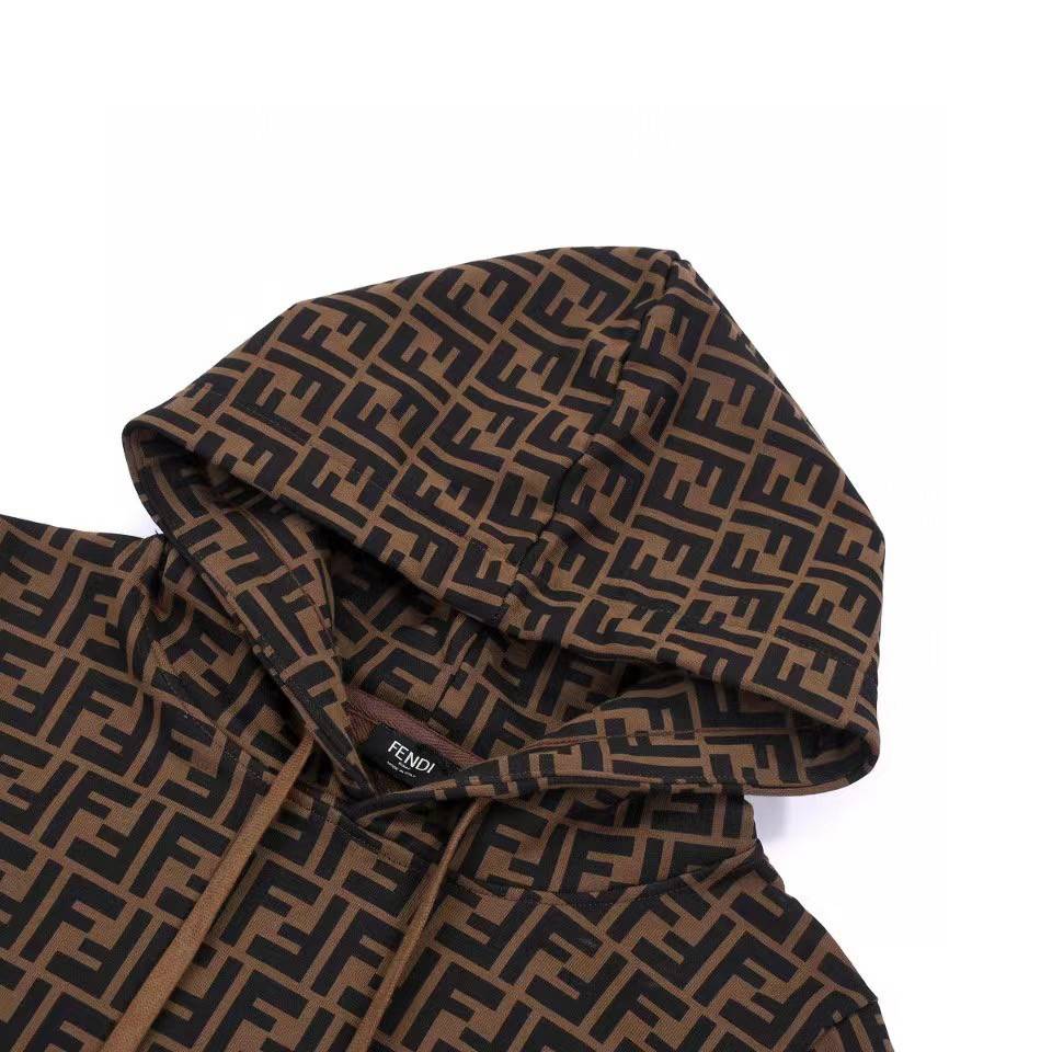 FENDI LOGO SWEATER HOODIE / FENDI Hoodie Brown เกรดออริจินอล มีป้ายแท็กที่คอเสื้อ ใส่ได้ทั้งผู้หญิงผู้ชาย พร้อมส่งที่ไทย ภาพสินค้าถ่ายจากงานขายจริง ใช้งานต่างประเทศได้