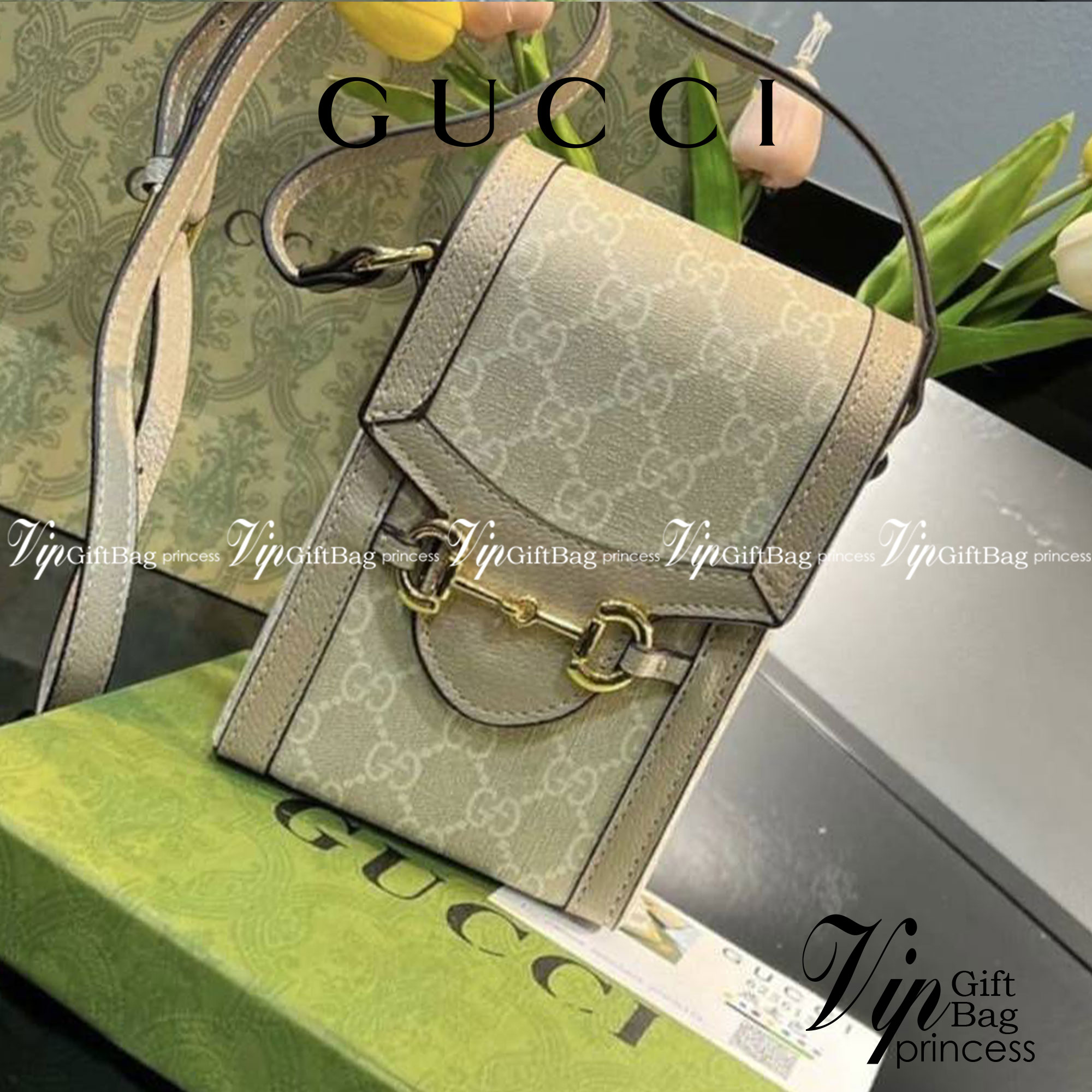 Gucci Horsebit 1955 mini bag / Gucci horsebit phone case สีใหม่ละมุนพร้อมส่ง กระเป๋าสะพาย กระเป๋าใส่โทรศัพท์ งานแฟชั่นคลาสสิก อะไหล่สวย ดีไซต์สัญลักษณ์วงแหวนตามแบบฉบับแบรนด์ มาพร้อมกล่องแบรนด์และสายสะพายยาวที่สามารถปรับระดับได้ พร้อมส่งให้สะพาย สวยๆ กันแล