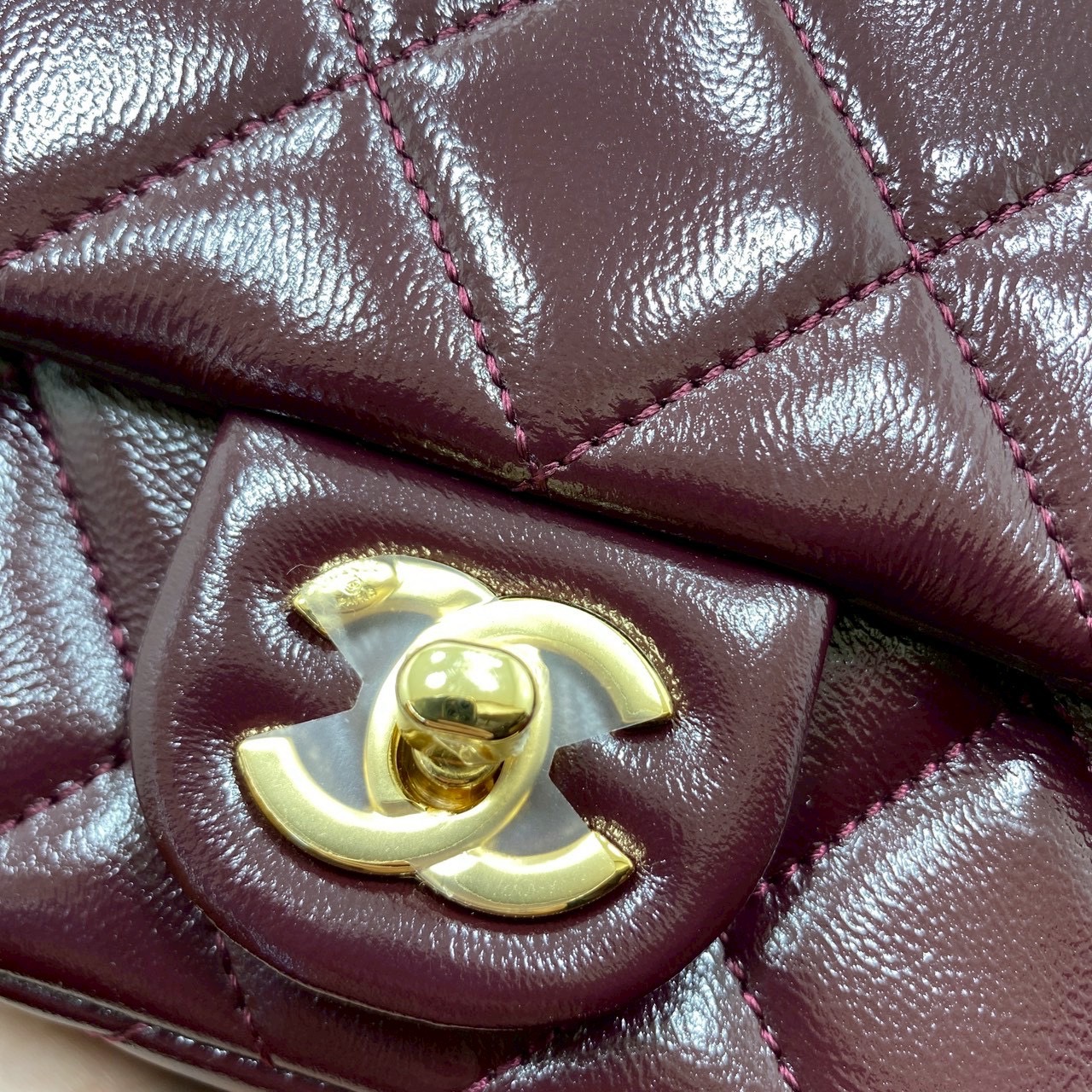 ORI หนังแท้ | Chanel Mini Flap Bag With Top Handle กระเป๋าสะพาย กระเป๋าถือพร้อมหูจับหรูหราร้อยโซ่สีทอง สายสะพายโซ่ ขนาดกะทัดรัดใช้งานง่าย