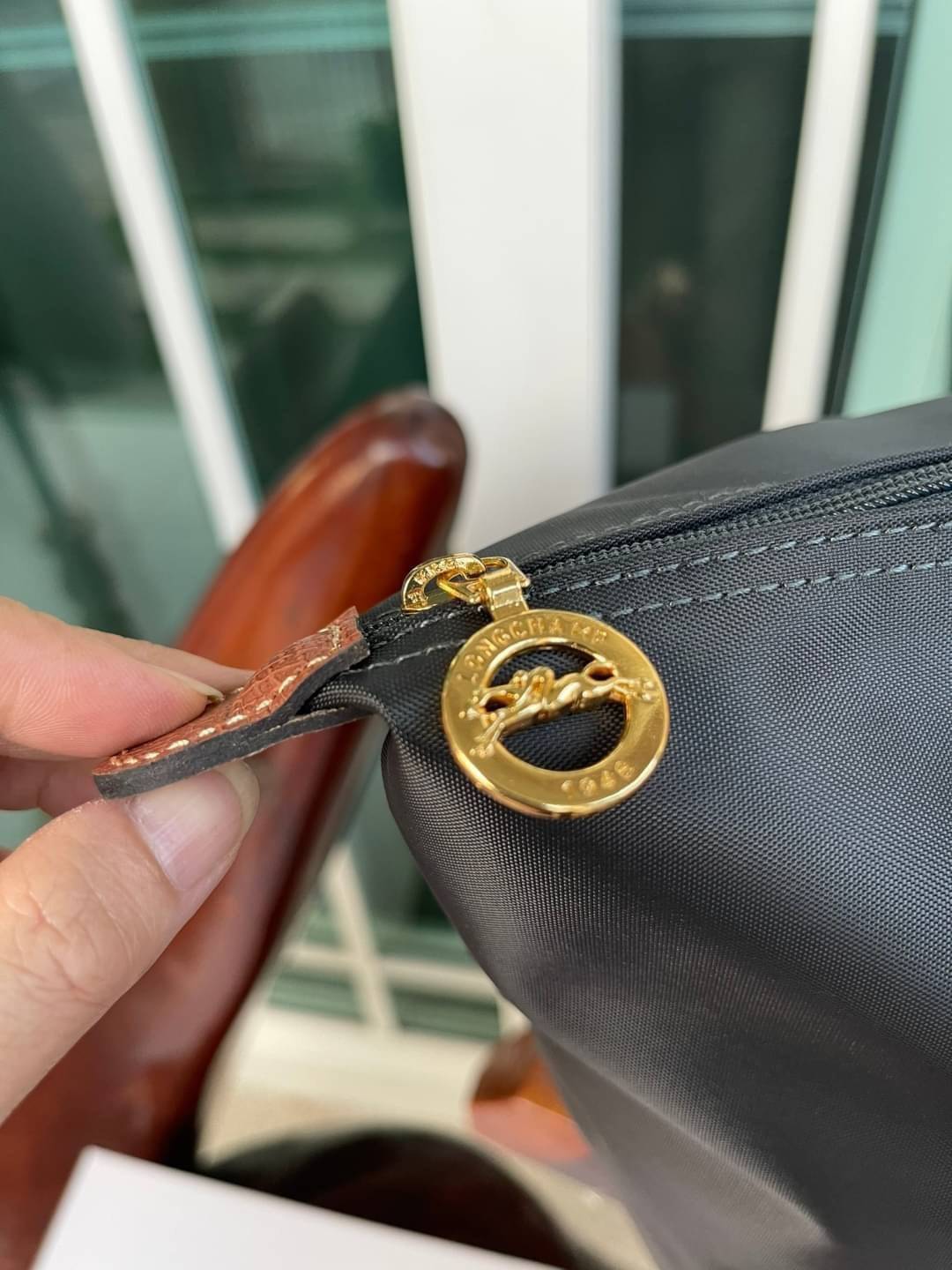 ของแท้ 💯% LONGCHAMP LE PLIAGE ORIGINAL SHOULDER BAG L ( หูยาว )กระเป๋าสะพายไหล่ รุ่น Original มีเอกลักษณ์อันโดดเด่นของรุ่นไอคอนนิคของ Longchamp อย่าง Le Pliage