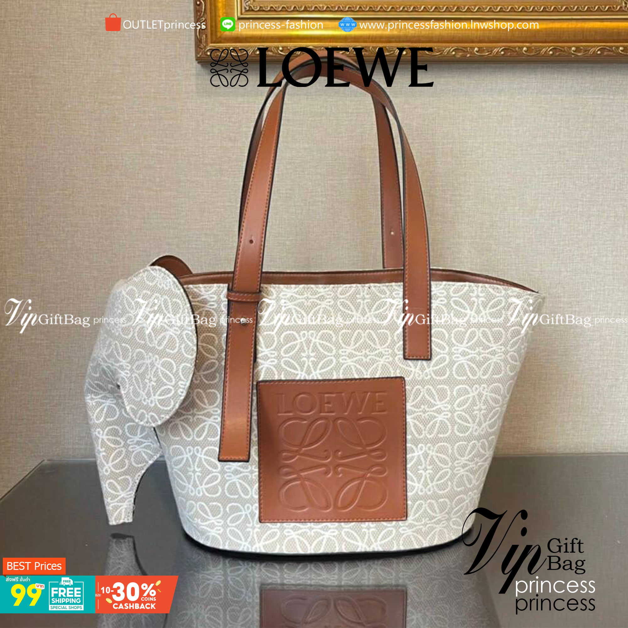 LOEWE Canvas Elephant Bag In Anagram Print คอลเลคชั่นใหม่ล่าสุดเลยค่ะ น้องช้างน่ารักมากมาย งานแบรนด์หรูจากประเทศสเปน โลเอเว่ (LOEWE) กระเป๋ารูปทรงช้างเป็นเหมือนหนึ่งในซิกเนเจอร์ของแบรนด์ ดีไซน์คงเอกลักษณ์วัสดุ Anagram Canvas Jacquard Fabric ผสมผสานกับหนัง