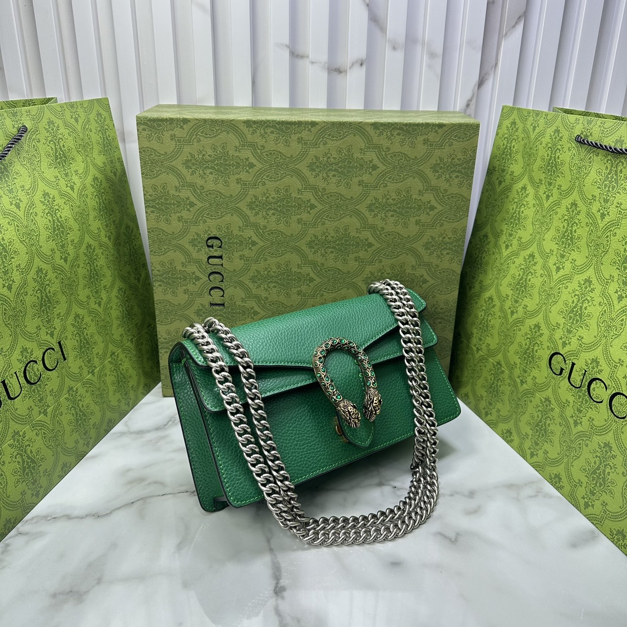 GUCCI DIONYSUS LEATHER SUPER MINI BAG กระเป๋าสะพายไดโอนิซูสหรูหราเป็นเอกลักษณ์ เกรดออริ สลับแท้ 1:1 ใช้งานต่างประเทศได้