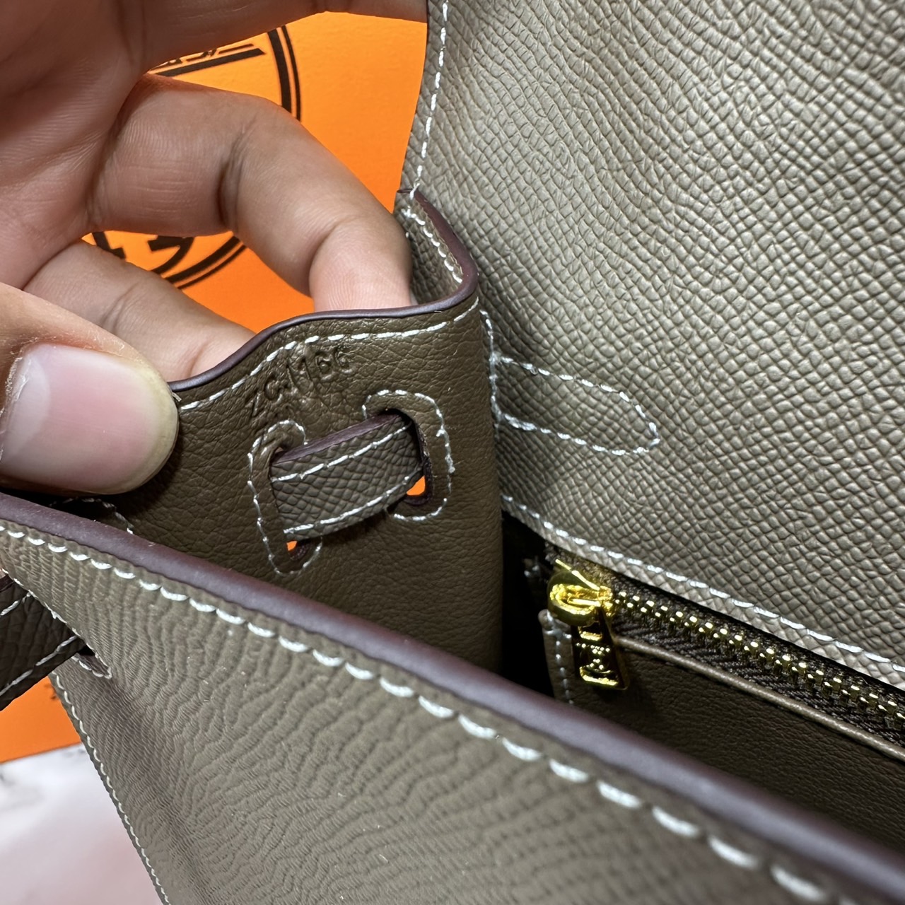 ORI หนังแท้ | Hermes Kelly 25cm / 28cm กระเป๋าสะพายที่สุดแห่งหรูหราลัคชู นิยามของความสง่างามเหนือกาลเวลา แบรนด์เนมในฝัน งดงามดั่งเจ้าหญิง