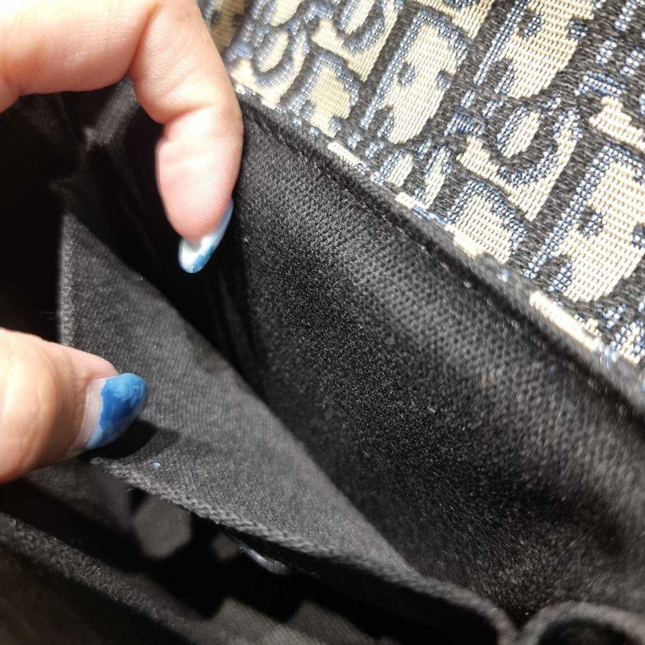 CD 30 MONTAIGNE BOX BAG กระเป๋าสะพายข้างสุดฮอต หรูหราดีไซน์ย้อนยุคเป็นเอกลักษณ์