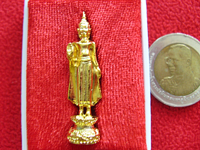 สินค้าหมดค่ะ องค์พระร่วงโรจนฤทธิ์ วัดพระปฐมเจดีย์ จ.นครปฐม พร้อมกล่องเดิมค่ะ