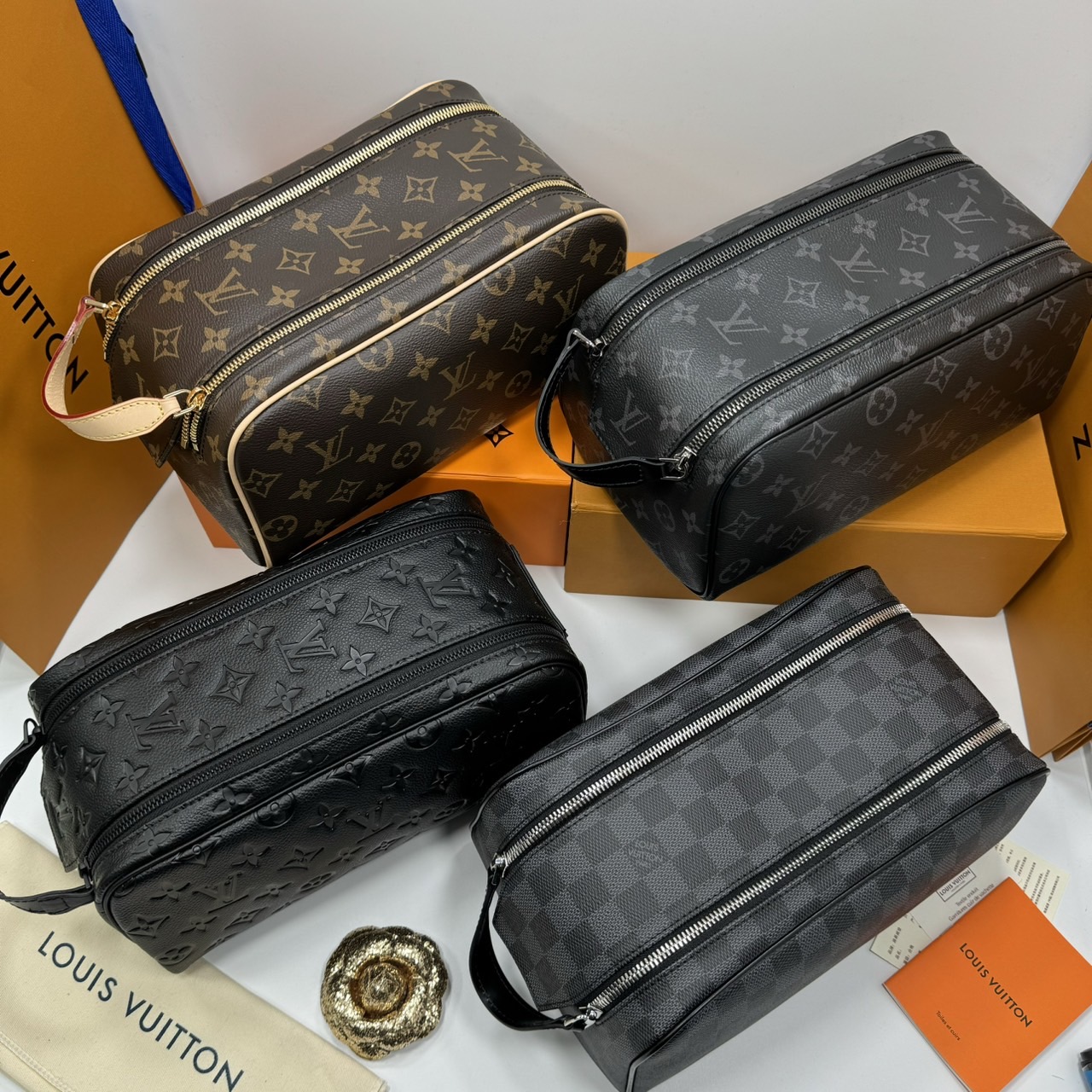 LV Clutch LV Dopp Kit Toilet Pouch Monogram / Damier Graphite Canvas กระเป๋าถือทรงพอชหรือคลัช เกรดออริ ท็อป 1:1 เกรดดีสุด แคนวาสแท้สวย ใช้งานต่างประเทศได้